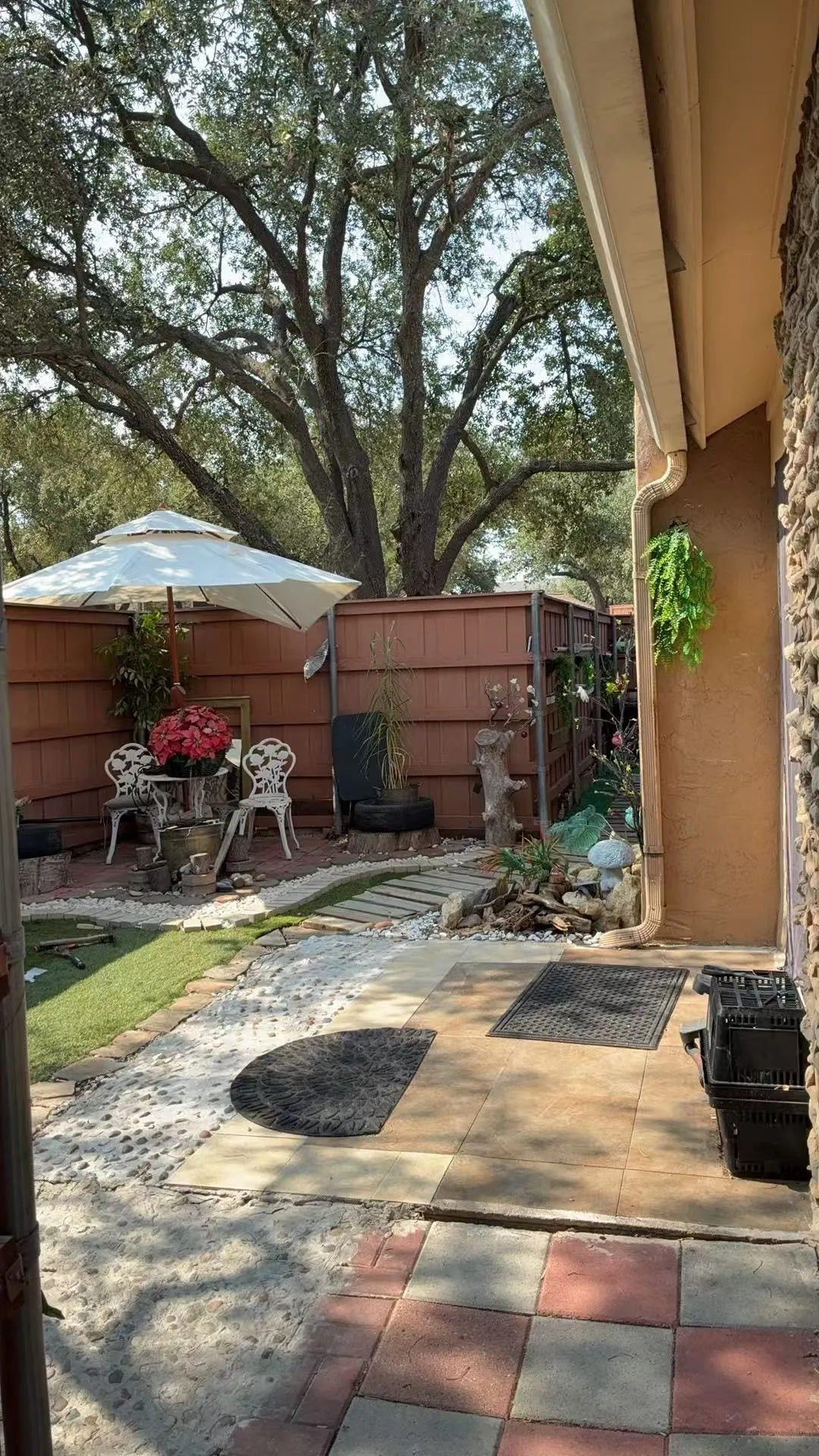 Condominium For Sale in Dallas County , 4227 Cuesta Drive AT, Irving, Texas 75038, 2 Bedroom, 2 Bathroom, 2 Garage spaces, 1,208 Sqft, built in 1981, mls#21252699, Real Estate Agent in Irving, Homes For Sale in Dallas county, Homes For Sale in Irving, Realtor in Irving Texas, Real Estate Brokerage Independent Realty Texas, Luminita Cordes Realtor