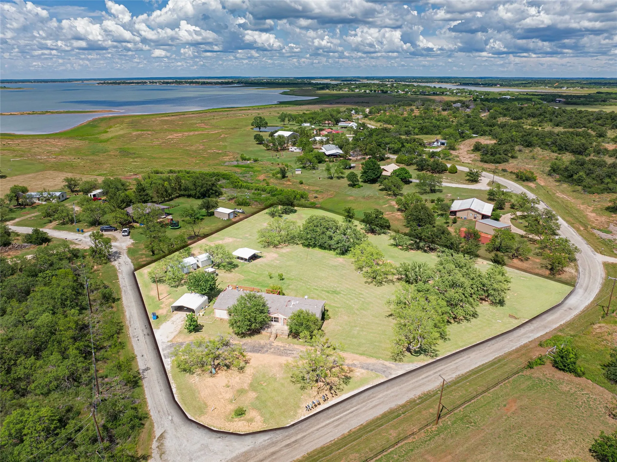 Manufactured Home For Sale in Stephens County , 5130 County Road 206, Breckenridge, Texas 76424, 4 Bedroom, 2 Bathroom, Garage spaces, 1,875 Sqft, built in 1998, mls#21283606, Real Estate Agent in Breckenridge, Homes For Sale in Stephens county, Homes For Sale in Breckenridge, Realtor in Breckenridge Texas, Real Estate Brokerage Independent Realty Texas, Luminita Cordes Realtor