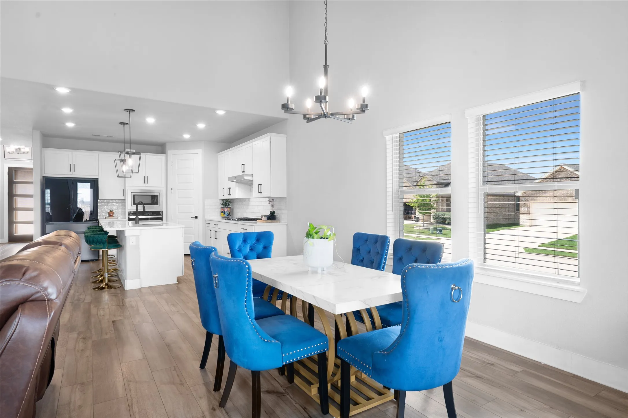 Single Family Residence For Sale in Denton County , 2424 Yosemite Way, Corinth, Texas 76210, 5 Bedroom, 3 Bathroom, 2 Garage spaces, 3,024 Sqft, built in 2023, mls#21282812, Real Estate Agent in Corinth, Homes For Sale in Denton county, Homes For Sale in Corinth, Realtor in Corinth Texas, Real Estate Brokerage Independent Realty Texas, Luminita Cordes Realtor