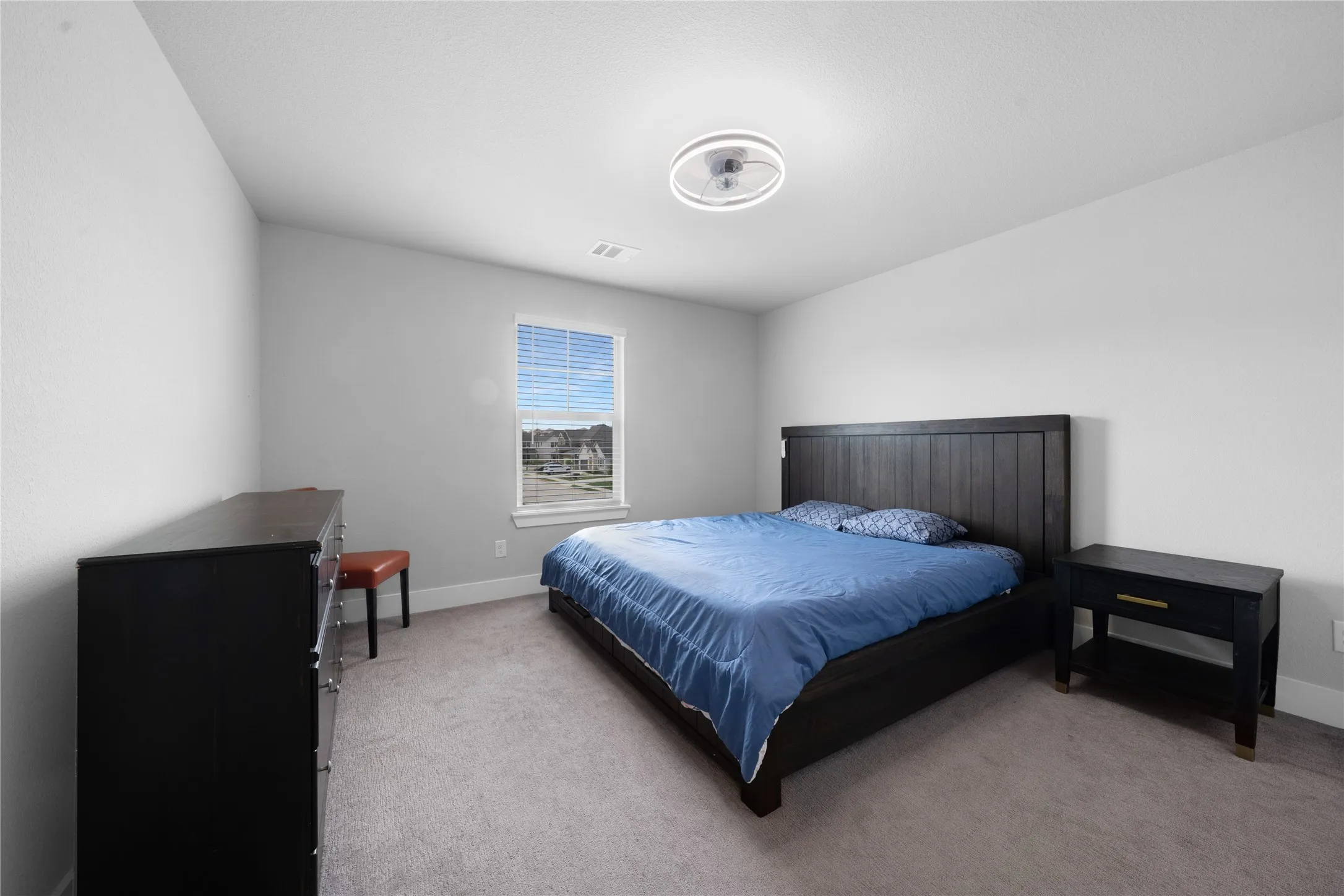 Single Family Residence For Sale in Denton County , 2424 Yosemite Way, Corinth, Texas 76210, 5 Bedroom, 3 Bathroom, 2 Garage spaces, 3,024 Sqft, built in 2023, mls#21282812, Real Estate Agent in Corinth, Homes For Sale in Denton county, Homes For Sale in Corinth, Realtor in Corinth Texas, Real Estate Brokerage Independent Realty Texas, Luminita Cordes Realtor