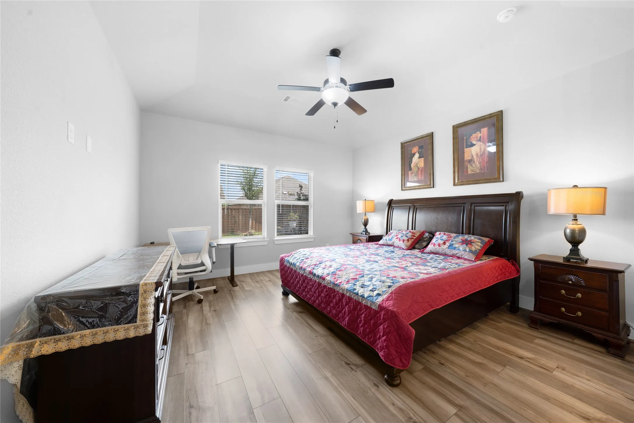 Single Family Residence For Sale in Denton County , 2424 Yosemite Way, Corinth, Texas 76210, 5 Bedroom, 3 Bathroom, 2 Garage spaces, 3,024 Sqft, built in 2023, mls#21282812, Real Estate Agent in Corinth, Homes For Sale in Denton county, Homes For Sale in Corinth, Realtor in Corinth Texas, Real Estate Brokerage Independent Realty Texas, Luminita Cordes Realtor