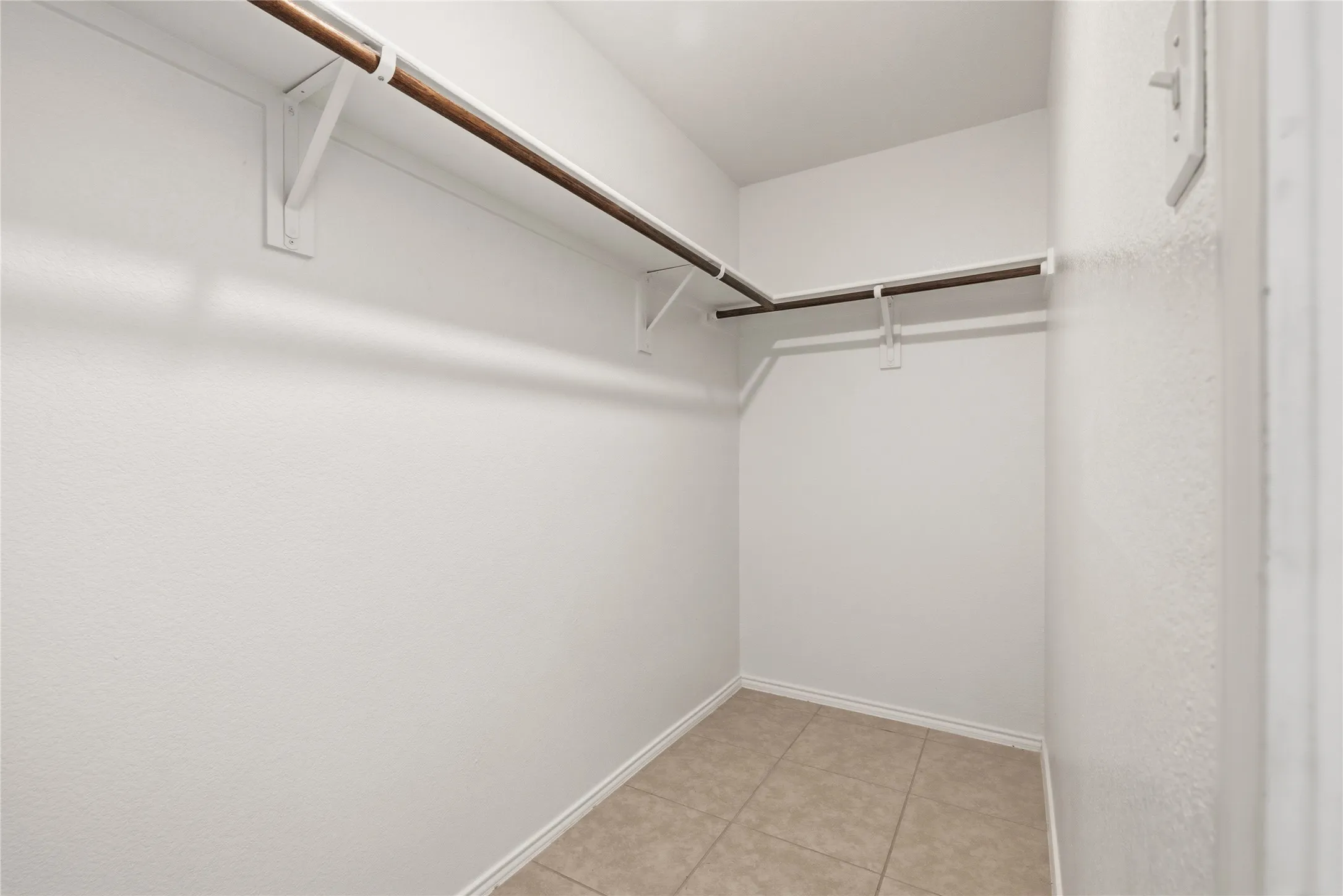 Single Family Residence For Sale in Collin County , 5646 Bristle Leaf Drive, Princeton, Texas 75407, 2 Bedroom, 1 Bathroom, 1 Garage spaces, 1,012 Sqft, built in 2022, mls#21282423, Real Estate Agent in Princeton, Homes For Sale in Collin county, Homes For Sale in Princeton, Realtor in Princeton Texas, Real Estate Brokerage Independent Realty Texas, Luminita Cordes Realtor