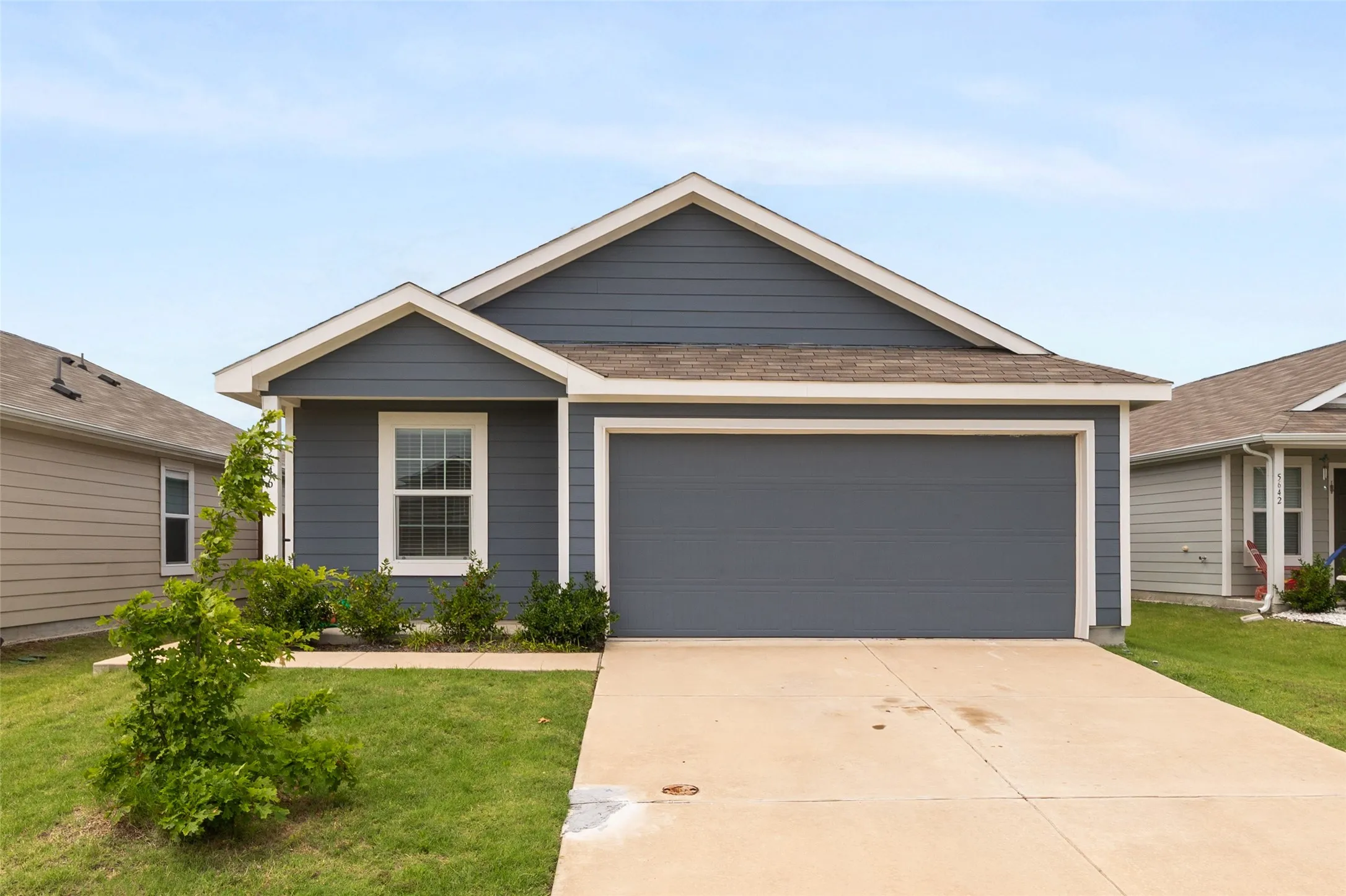 Single Family Residence For Sale in Collin County , 5646 Bristle Leaf Drive, Princeton, Texas 75407, 2 Bedroom, 1 Bathroom, 1 Garage spaces, 1,012 Sqft, built in 2022, mls#21282423, Real Estate Agent in Princeton, Homes For Sale in Collin county, Homes For Sale in Princeton, Realtor in Princeton Texas, Real Estate Brokerage Independent Realty Texas, Luminita Cordes Realtor