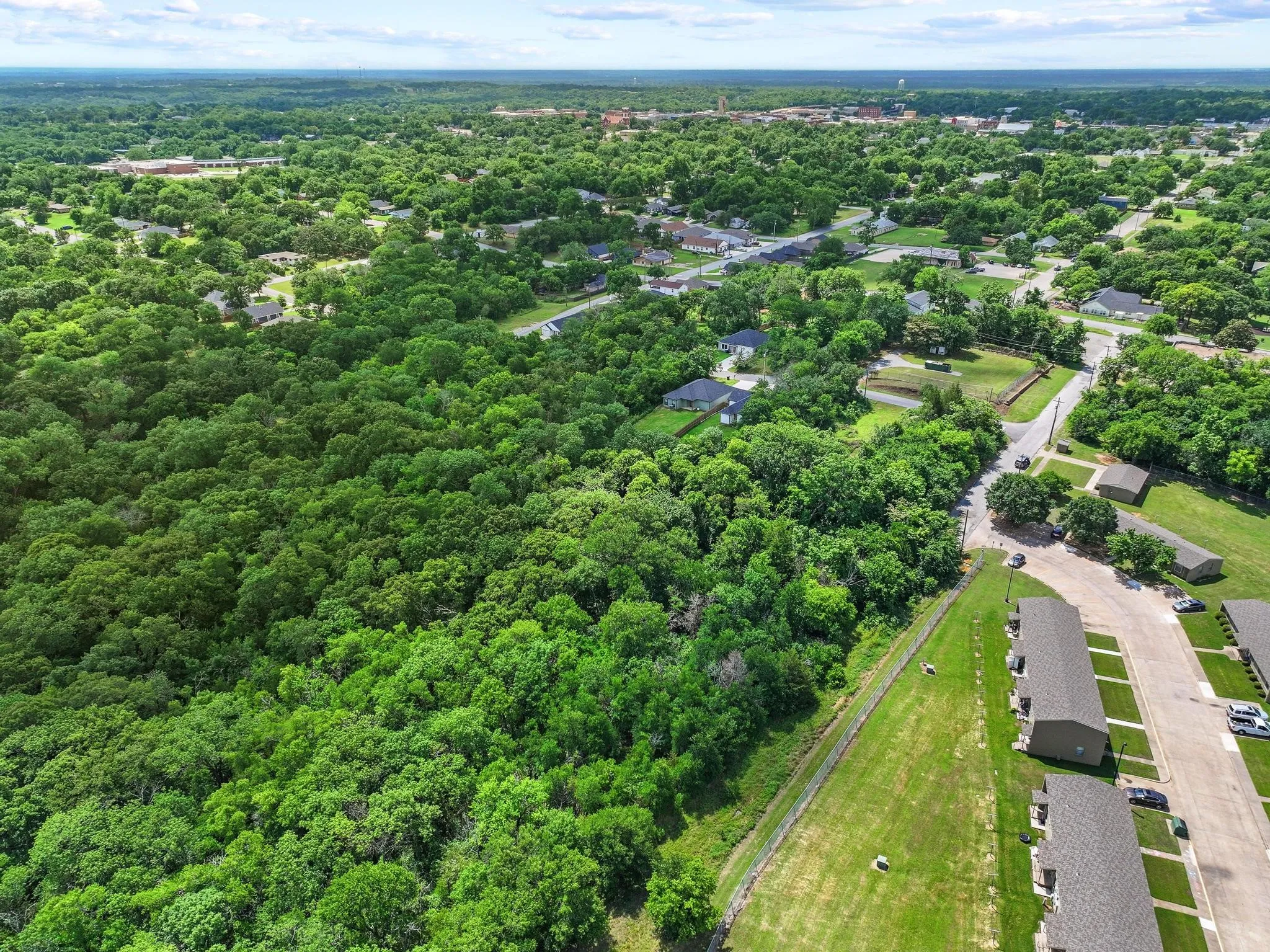 Unimproved Land For Sale in Grayson County , 1230 N Armstrong Avenue, Denison, Texas 75020, 0, 0, Garage spaces, 0 Sqft, built in 0, mls#21279570, Real Estate Agent in Denison, Homes For Sale in Grayson county, Homes For Sale in Denison, Realtor in Denison Texas, Real Estate Brokerage Independent Realty Texas, Luminita Cordes Realtor