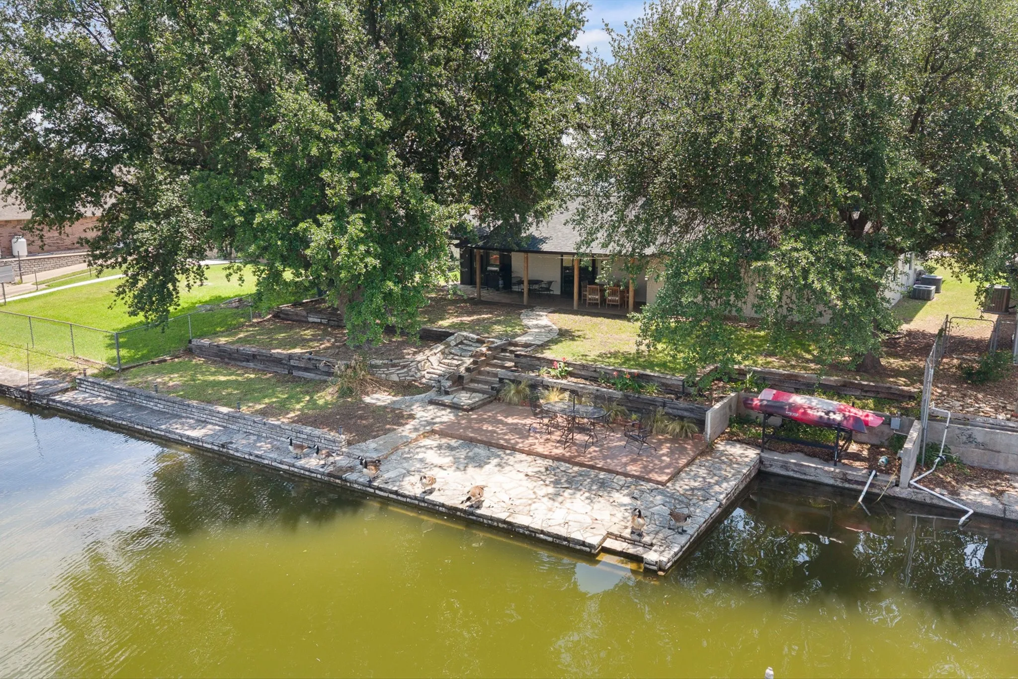 Single Family Residence For Sale in Hood County , 3708 Coral Sands Court, Granbury, Texas 76049, 3 Bedroom, 3 Bathroom, 2 Garage spaces, 2,674 Sqft, built in 1982, mls#21283944, Real Estate Agent in Granbury, Homes For Sale in Hood county, Homes For Sale in Granbury, Realtor in Granbury Texas, Real Estate Brokerage Independent Realty Texas, Luminita Cordes Realtor