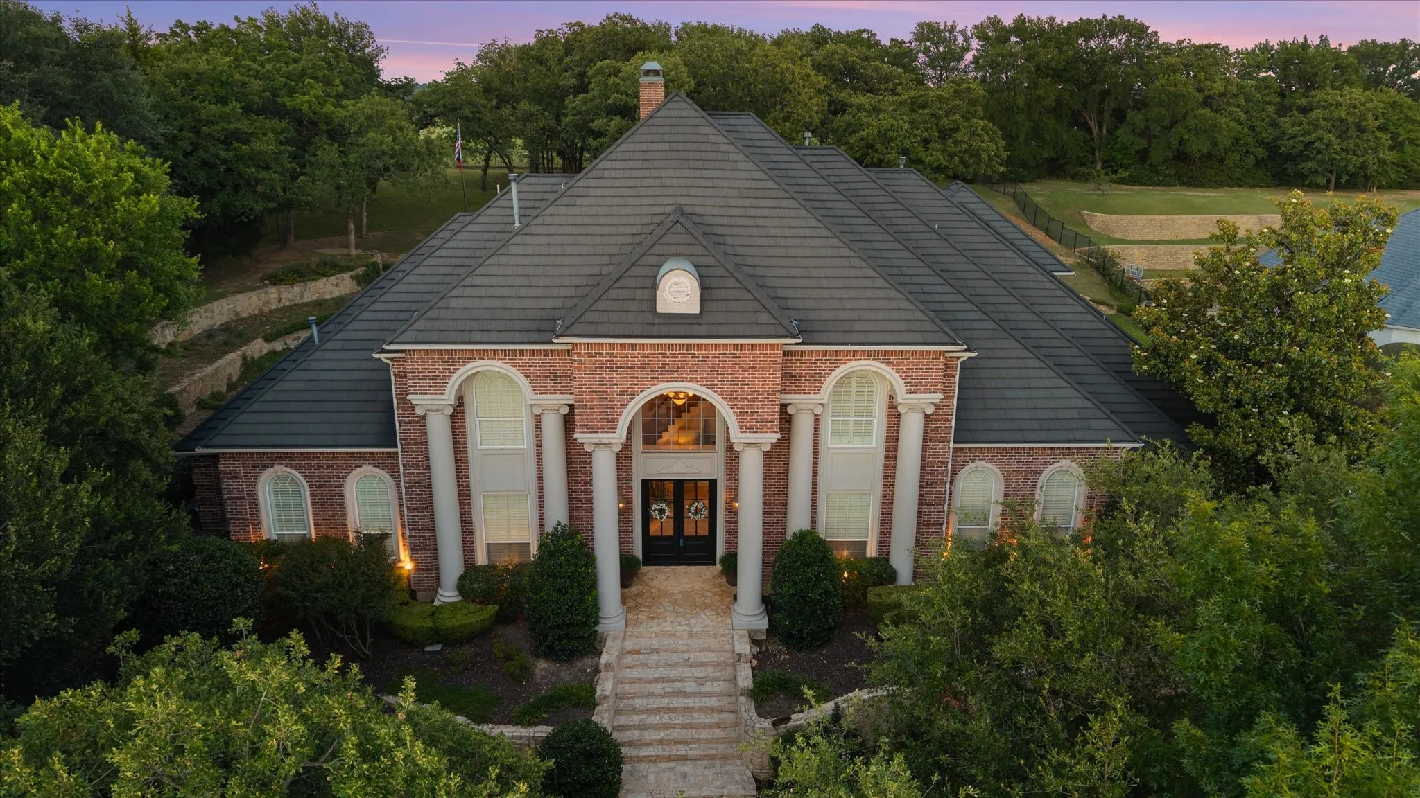 Single Family Residence For Sale in Tarrant County , 2325 Panorama Court, Arlington, Texas 76016, 4 Bedroom, 6 Bathroom, 3 Garage spaces, 6,566 Sqft, built in 2003, Price $1,395,000, mls#21281591, Real Estate Agent in Arlington, Homes For Sale in Tarrant county, Homes For Sale in Arlington, Realtor in Arlington Texas, Real Estate Brokerage Independent Realty Texas, Luminita Cordes Realtor