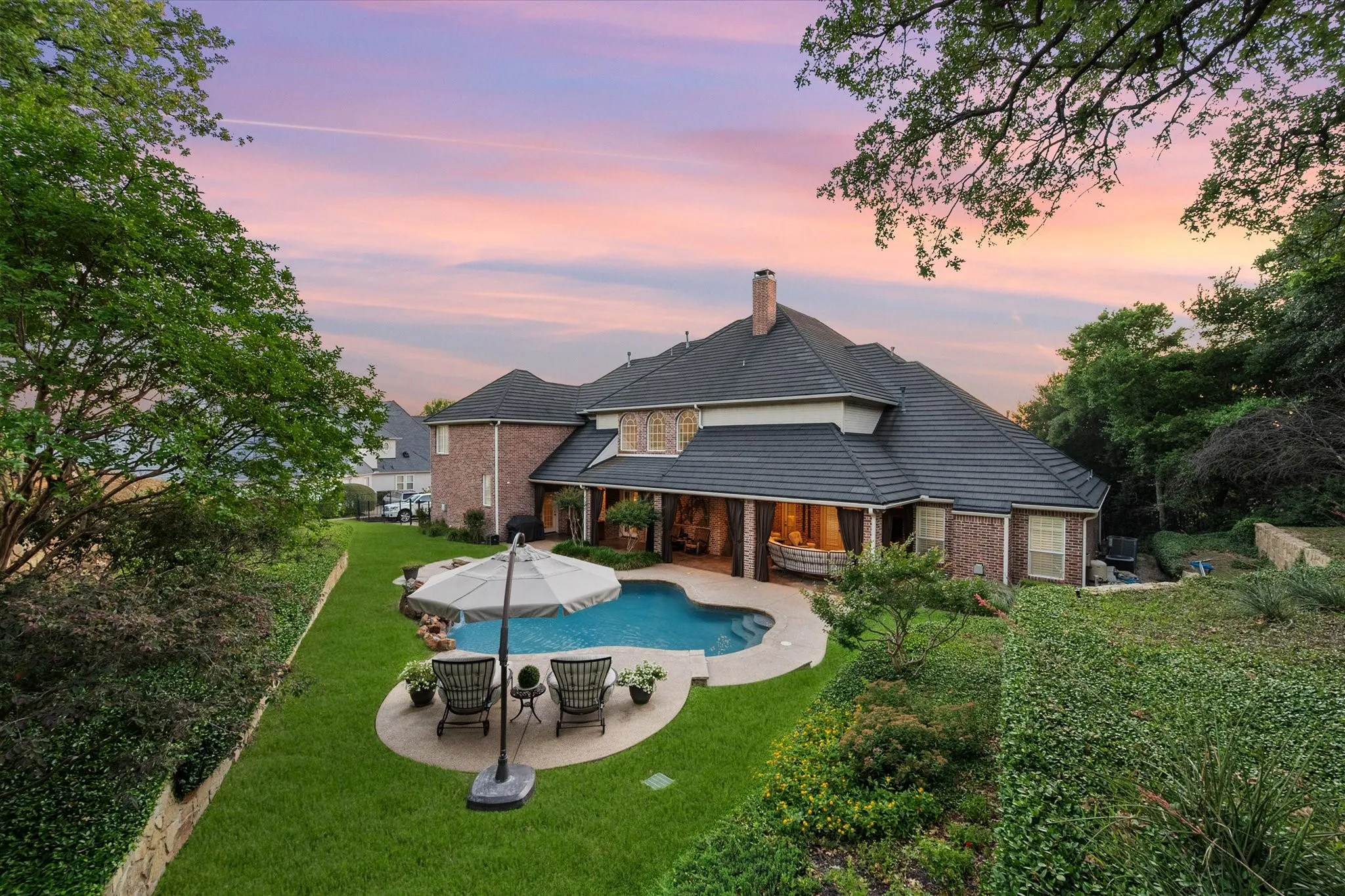 Single Family Residence For Sale in Tarrant County , 2325 Panorama Court, Arlington, Texas 76016, 4 Bedroom, 6 Bathroom, 3 Garage spaces, 6,566 Sqft, built in 2003, Price $1,395,000, mls#21281591, Real Estate Agent in Arlington, Homes For Sale in Tarrant county, Homes For Sale in Arlington, Realtor in Arlington Texas, Real Estate Brokerage Independent Realty Texas, Luminita Cordes Realtor
