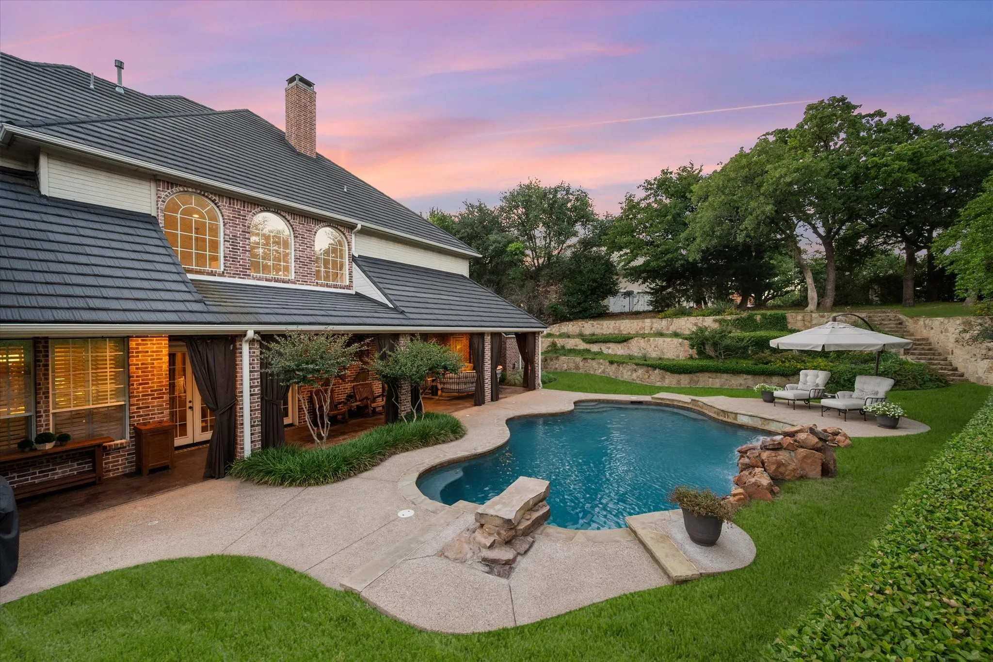 Single Family Residence For Sale in Tarrant County , 2325 Panorama Court, Arlington, Texas 76016, 4 Bedroom, 6 Bathroom, 3 Garage spaces, 6,566 Sqft, built in 2003, Price $1,395,000, mls#21281591, Real Estate Agent in Arlington, Homes For Sale in Tarrant county, Homes For Sale in Arlington, Realtor in Arlington Texas, Real Estate Brokerage Independent Realty Texas, Luminita Cordes Realtor
