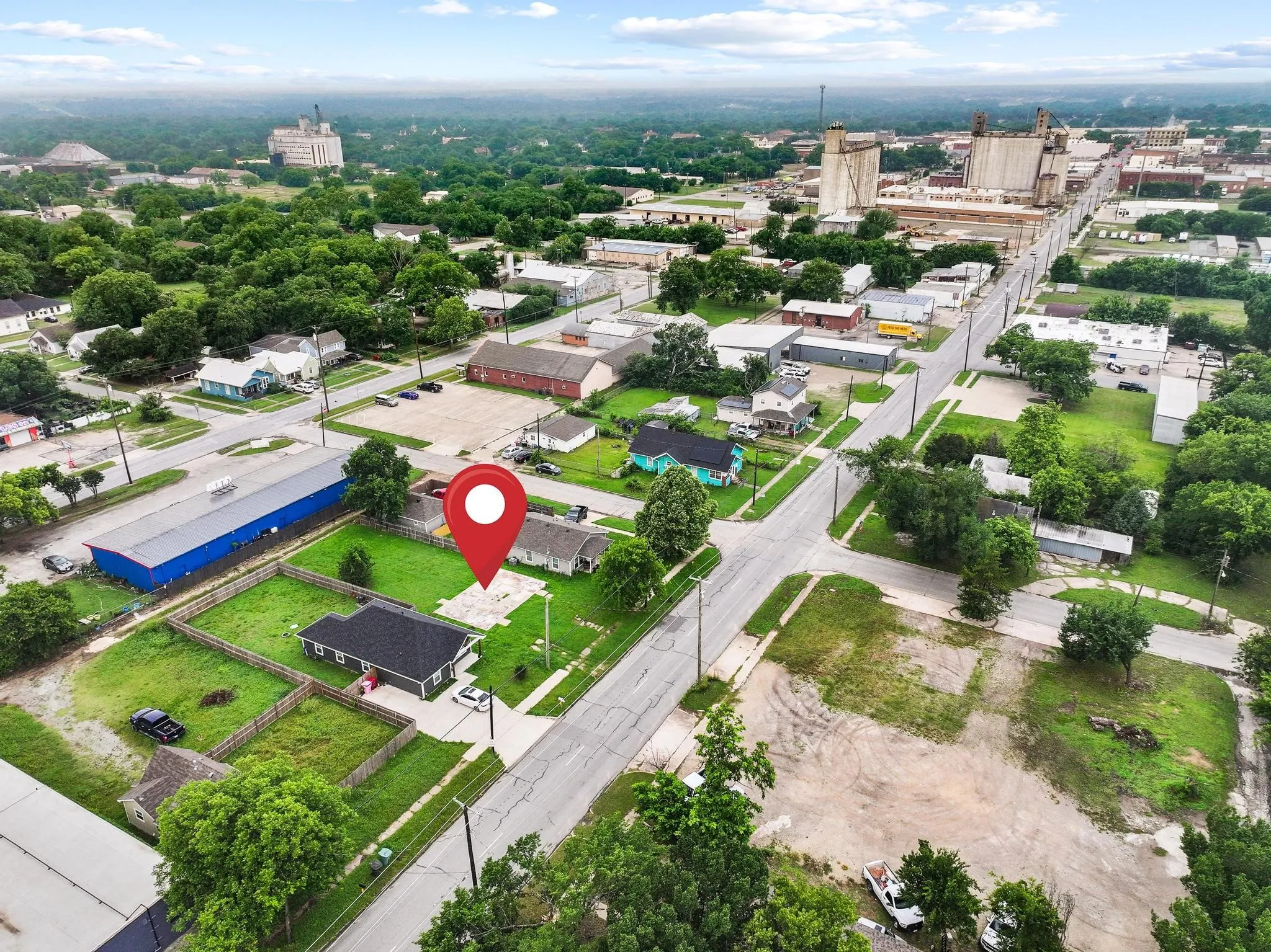 Unimproved Land For Sale in Grayson County , 806 E Houston Street, Sherman, Texas 75090, 0, 0, Garage spaces, 0 Sqft, built in 0, mls#21279563, Real Estate Agent in Sherman, Homes For Sale in Grayson county, Homes For Sale in Sherman, Realtor in Sherman Texas, Real Estate Brokerage Independent Realty Texas, Luminita Cordes Realtor