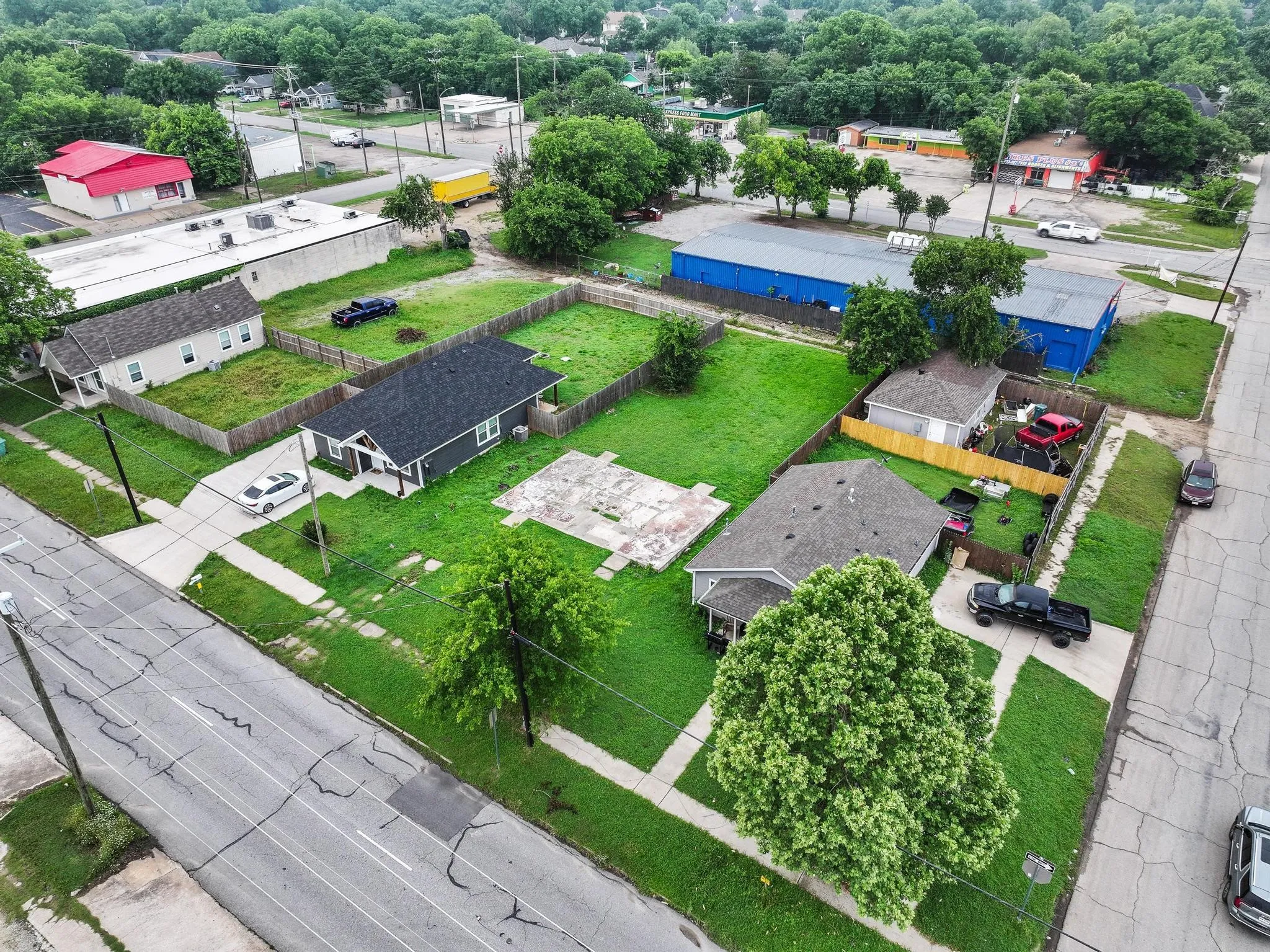 Unimproved Land For Sale in Grayson County , 806 E Houston Street, Sherman, Texas 75090, 0, 0, Garage spaces, 0 Sqft, built in 0, mls#21279563, Real Estate Agent in Sherman, Homes For Sale in Grayson county, Homes For Sale in Sherman, Realtor in Sherman Texas, Real Estate Brokerage Independent Realty Texas, Luminita Cordes Realtor