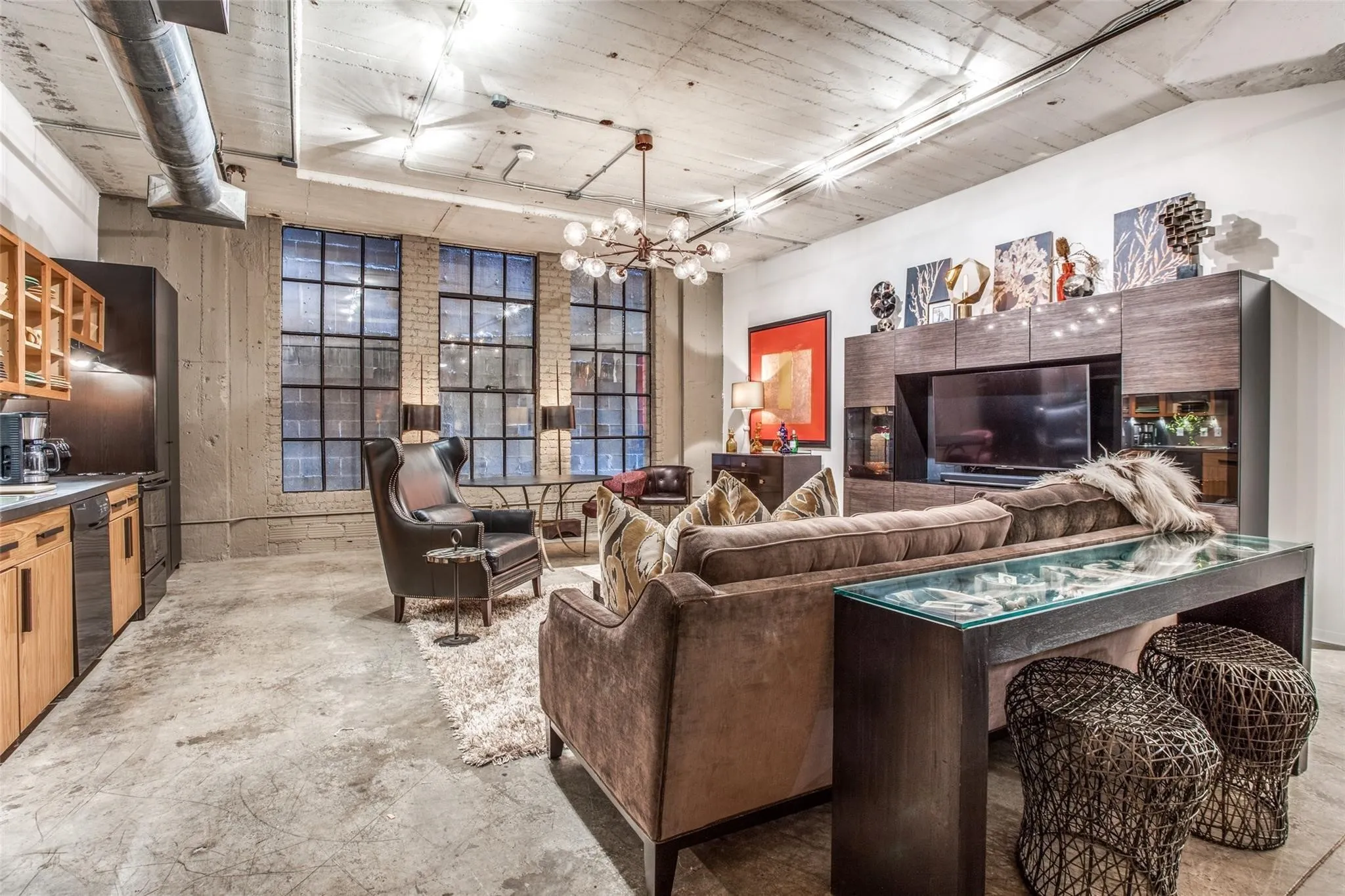 Condominium For Rent in Dallas County , 1122 Jackson Street 322, Dallas, Texas 75202, 1 Bedroom, 1 Bathroom, 1 Garage spaces, 840 Sqft, built in 1925, Price $2,100, mls#21284431, Real Estate Agent in Dallas, Homes For Rent in Dallas county, Homes For Rent in Dallas, Realtor in Dallas Texas, Real Estate Brokerage Independent Realty Texas, Luminita Cordes Realtor