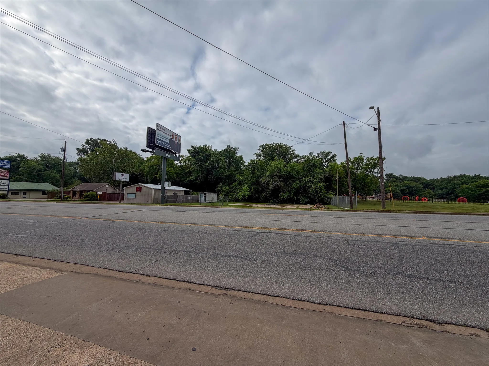 Unimproved Land For Sale in Grayson County , 2514 W Morton Street, Denison, Texas 75020, 0, 0, Garage spaces, 0 Sqft, built in 2000, mls#21279073, Real Estate Agent in Denison, Homes For Sale in Grayson county, Homes For Sale in Denison, Realtor in Denison Texas, Real Estate Brokerage Independent Realty Texas, Luminita Cordes Realtor
