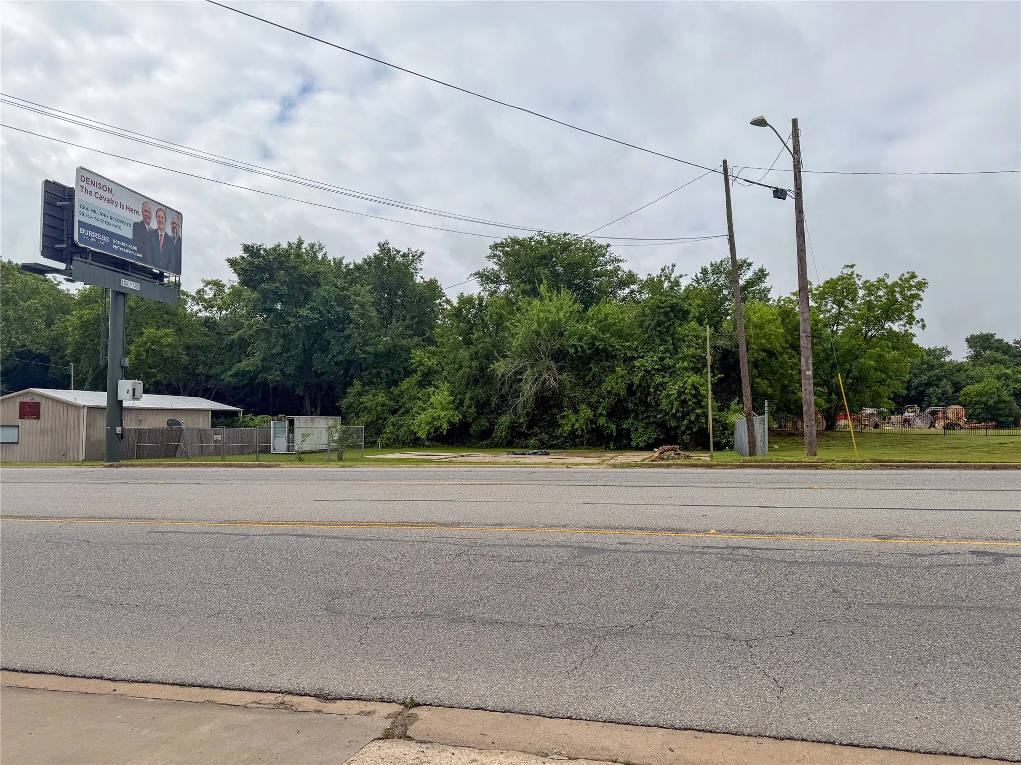Unimproved Land For Sale in Grayson County , 2514 W Morton Street, Denison, Texas 75020, 0, 0, Garage spaces, 0 Sqft, built in 2000, mls#21279073, Real Estate Agent in Denison, Homes For Sale in Grayson county, Homes For Sale in Denison, Realtor in Denison Texas, Real Estate Brokerage Independent Realty Texas, Luminita Cordes Realtor