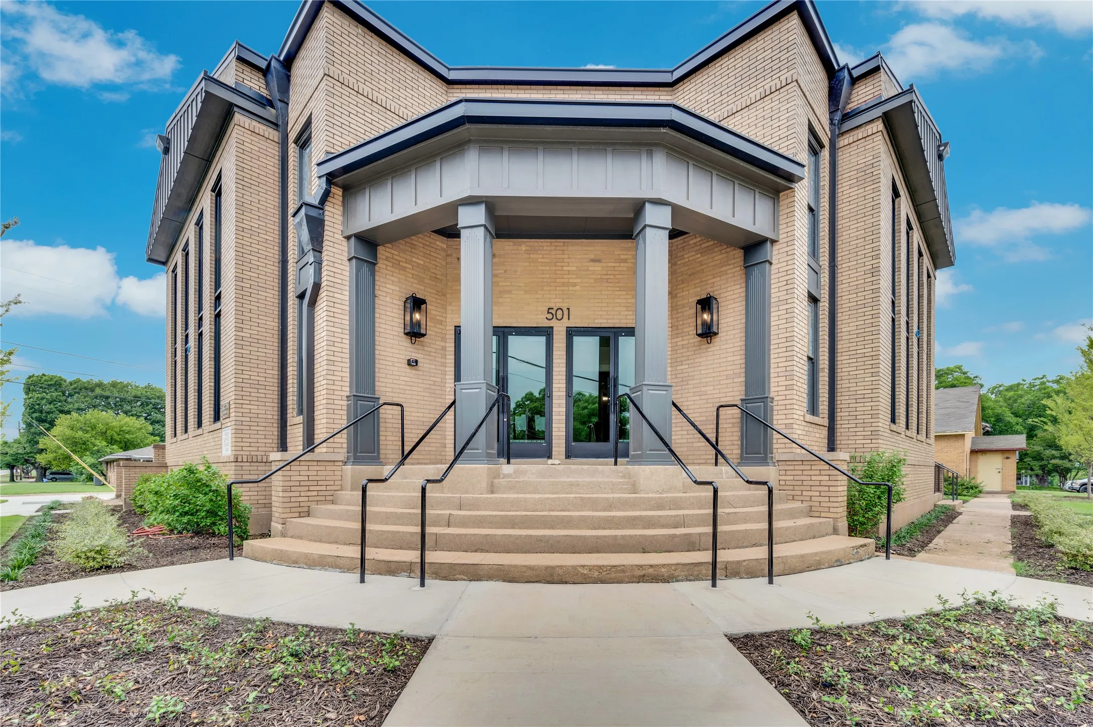 Office For Rent in Ellis County , 501 W Avenue F 104, Midlothian, Texas 76065, 0, 0, Garage spaces, 0 Sqft, built in 1921, mls#21283267, Real Estate Agent in Midlothian, Homes For Rent in Ellis county, Homes For Rent in Midlothian, Realtor in Midlothian Texas, Real Estate Brokerage Independent Realty Texas, Luminita Cordes Realtor