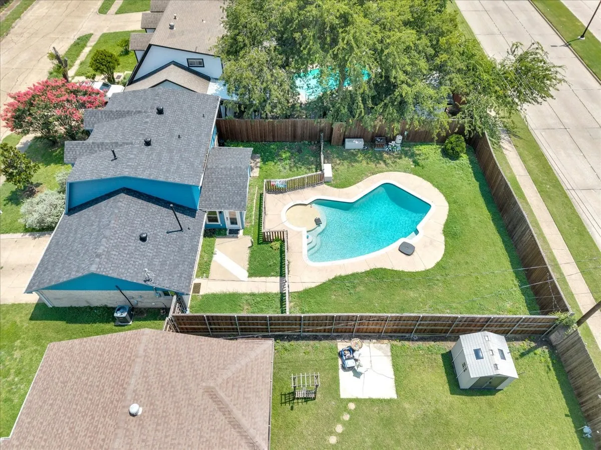 Single Family Residence For Sale in Dallas County , 1401 Greentree Lane, Garland, Texas 75042, 3 Bedroom, 2 Bathroom, 2 Garage spaces, 1,584 Sqft, built in 1965, mls#21275626, Real Estate Agent in Garland, Homes For Sale in Dallas county, Homes For Sale in Garland, Realtor in Garland Texas, Real Estate Brokerage Independent Realty Texas, Luminita Cordes Realtor