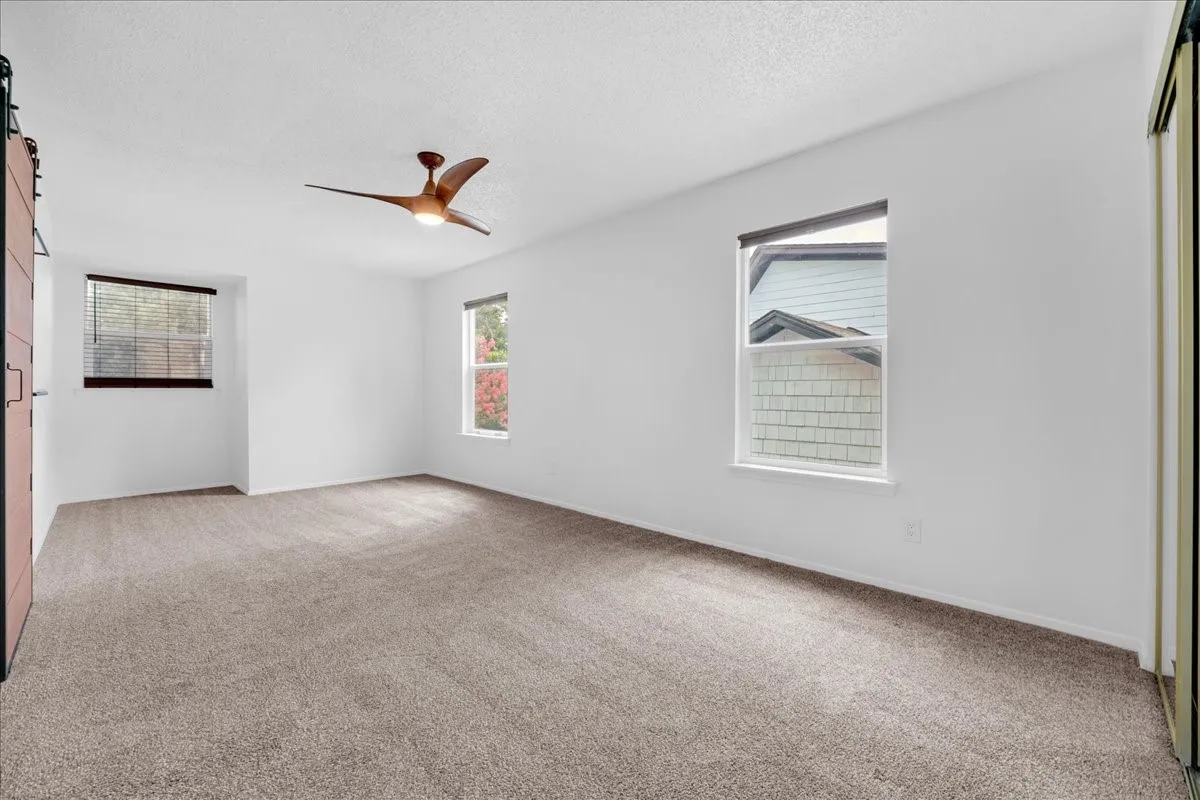 Single Family Residence For Sale in Dallas County , 1401 Greentree Lane, Garland, Texas 75042, 3 Bedroom, 2 Bathroom, 2 Garage spaces, 1,584 Sqft, built in 1965, mls#21275626, Real Estate Agent in Garland, Homes For Sale in Dallas county, Homes For Sale in Garland, Realtor in Garland Texas, Real Estate Brokerage Independent Realty Texas, Luminita Cordes Realtor