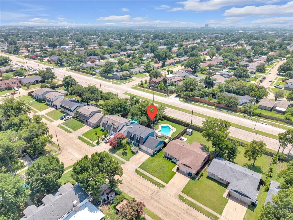 Single Family Residence For Sale in Dallas County , 1401 Greentree Lane, Garland, Texas 75042, 3 Bedroom, 2 Bathroom, 2 Garage spaces, 1,584 Sqft, built in 1965, mls#21275626, Real Estate Agent in Garland, Homes For Sale in Dallas county, Homes For Sale in Garland, Realtor in Garland Texas, Real Estate Brokerage Independent Realty Texas, Luminita Cordes Realtor