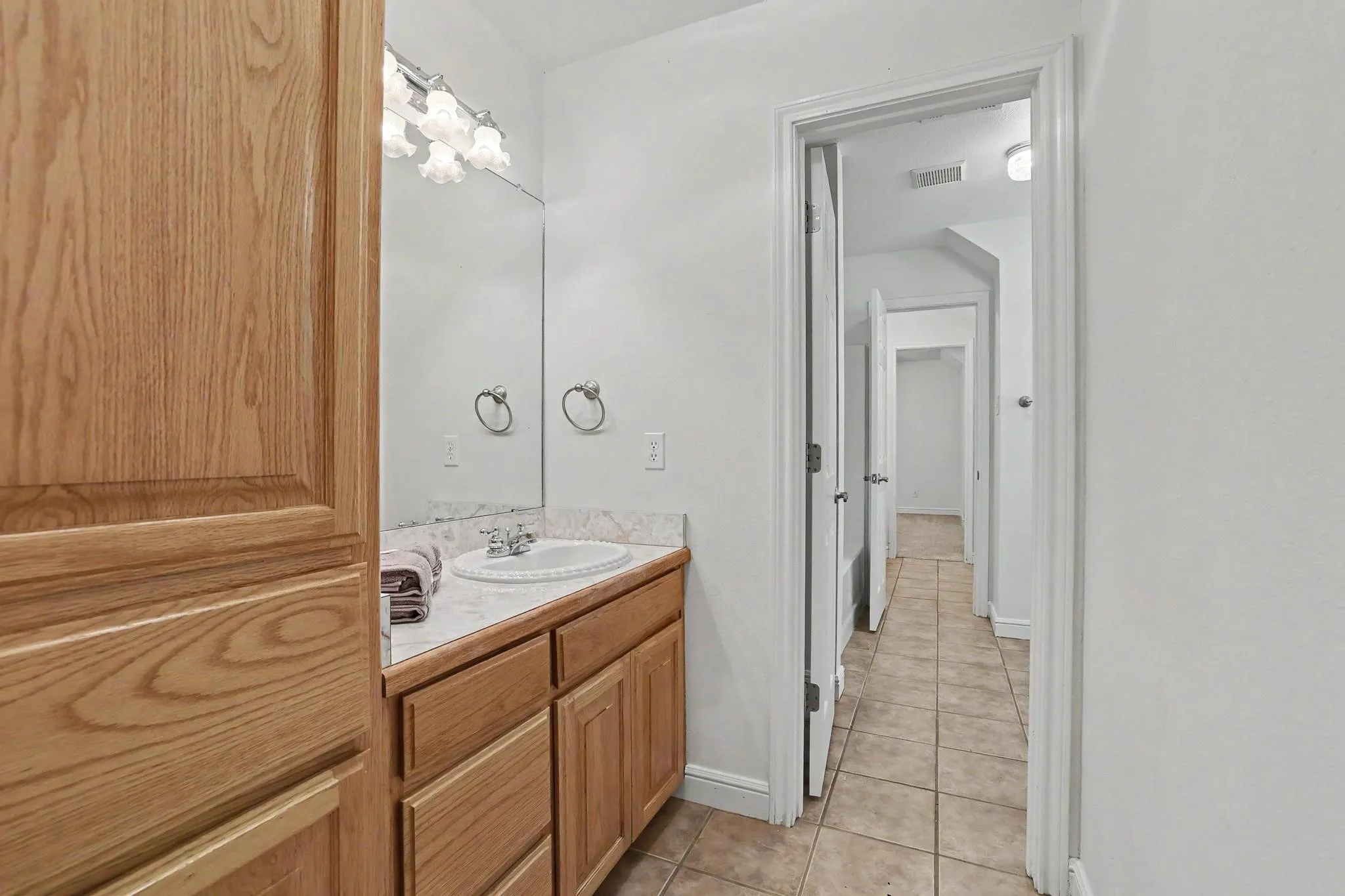 Jill Bathroom