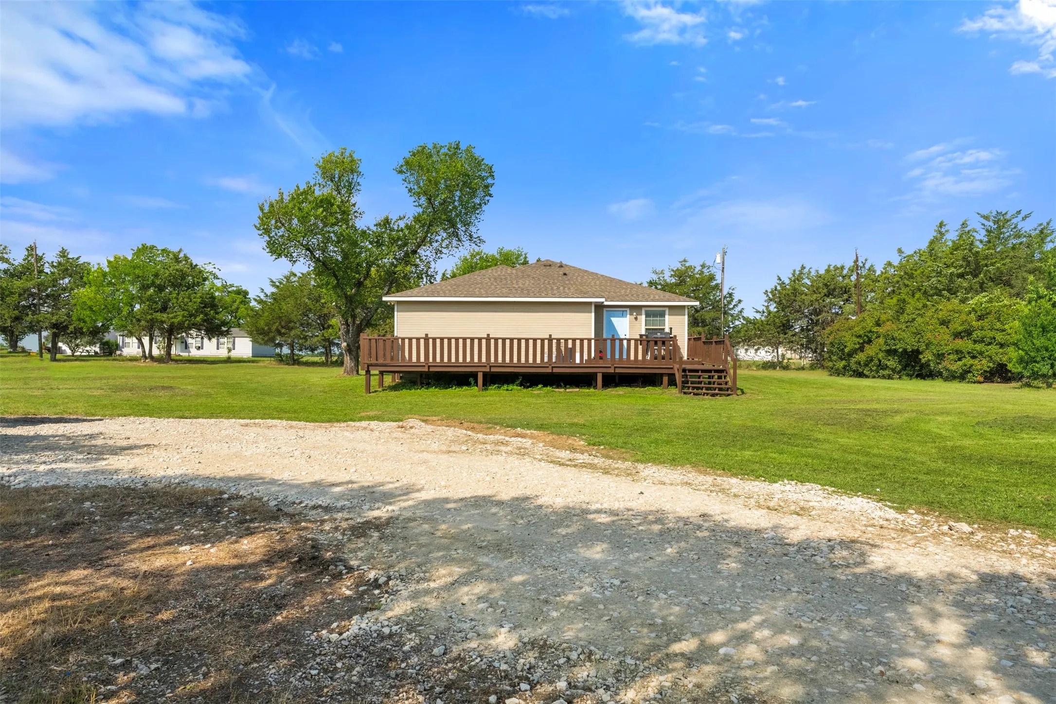 Single Family Residence For Sale in Navarro County , 3727 SW County Road 1160, Corsicana, Texas 75110, 4 Bedroom, 2 Bathroom, Garage spaces, 1,638 Sqft, built in 2017, Price $289,600, mls#21283593, Real Estate Agent in Corsicana, Homes For Sale in Navarro county, Homes For Sale in Corsicana, Realtor in Corsicana Texas, Real Estate Brokerage Independent Realty Texas, Luminita Cordes Realtor