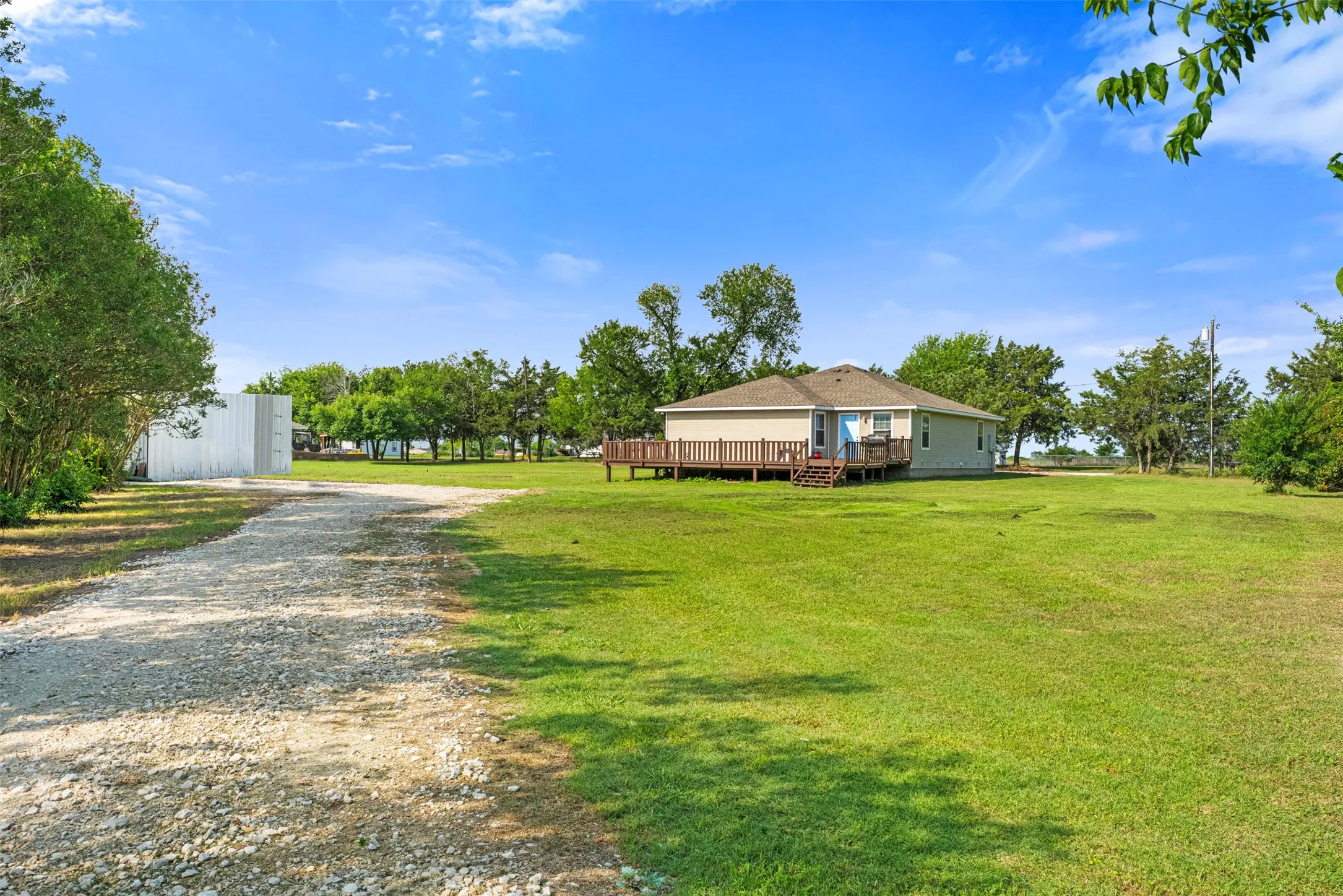 Single Family Residence For Sale in Navarro County , 3727 SW County Road 1160, Corsicana, Texas 75110, 4 Bedroom, 2 Bathroom, Garage spaces, 1,638 Sqft, built in 2017, Price $289,600, mls#21283593, Real Estate Agent in Corsicana, Homes For Sale in Navarro county, Homes For Sale in Corsicana, Realtor in Corsicana Texas, Real Estate Brokerage Independent Realty Texas, Luminita Cordes Realtor