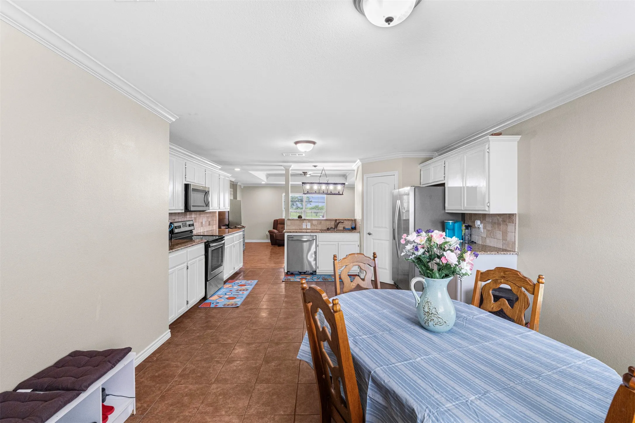 Single Family Residence For Sale in Navarro County , 3727 SW County Road 1160, Corsicana, Texas 75110, 4 Bedroom, 2 Bathroom, Garage spaces, 1,638 Sqft, built in 2017, Price $289,600, mls#21283593, Real Estate Agent in Corsicana, Homes For Sale in Navarro county, Homes For Sale in Corsicana, Realtor in Corsicana Texas, Real Estate Brokerage Independent Realty Texas, Luminita Cordes Realtor