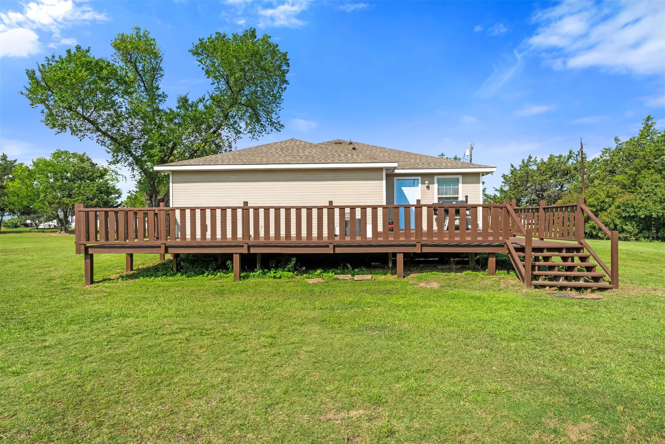 Single Family Residence For Sale in Navarro County , 3727 SW County Road 1160, Corsicana, Texas 75110, 4 Bedroom, 2 Bathroom, Garage spaces, 1,638 Sqft, built in 2017, Price $289,600, mls#21283593, Real Estate Agent in Corsicana, Homes For Sale in Navarro county, Homes For Sale in Corsicana, Realtor in Corsicana Texas, Real Estate Brokerage Independent Realty Texas, Luminita Cordes Realtor