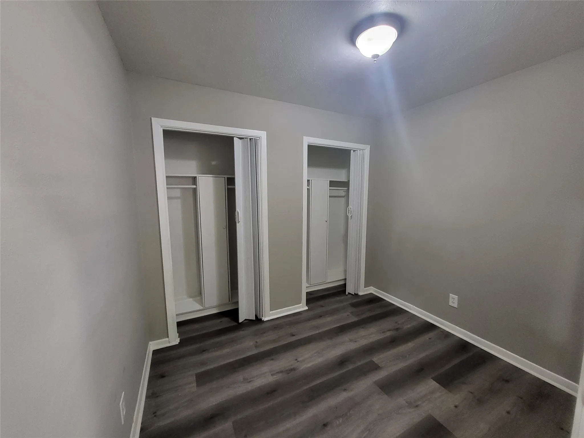 Duplex For Sale in Grayson County , 1503 E Wells Avenue, Sherman, Texas 75090, 5 Bedrooms, 2 Bathrooms, 1 Garage spaces, 0 Sqft, built in 1956, Price $229,900, mls#21284490, Real Estate Agent in Sherman, Homes For Sale in Grayson county, Homes For Sale in Sherman, Realtor in Sherman Texas, Real Estate Brokerage Independent Realty Texas, Luminita Cordes Realtor
