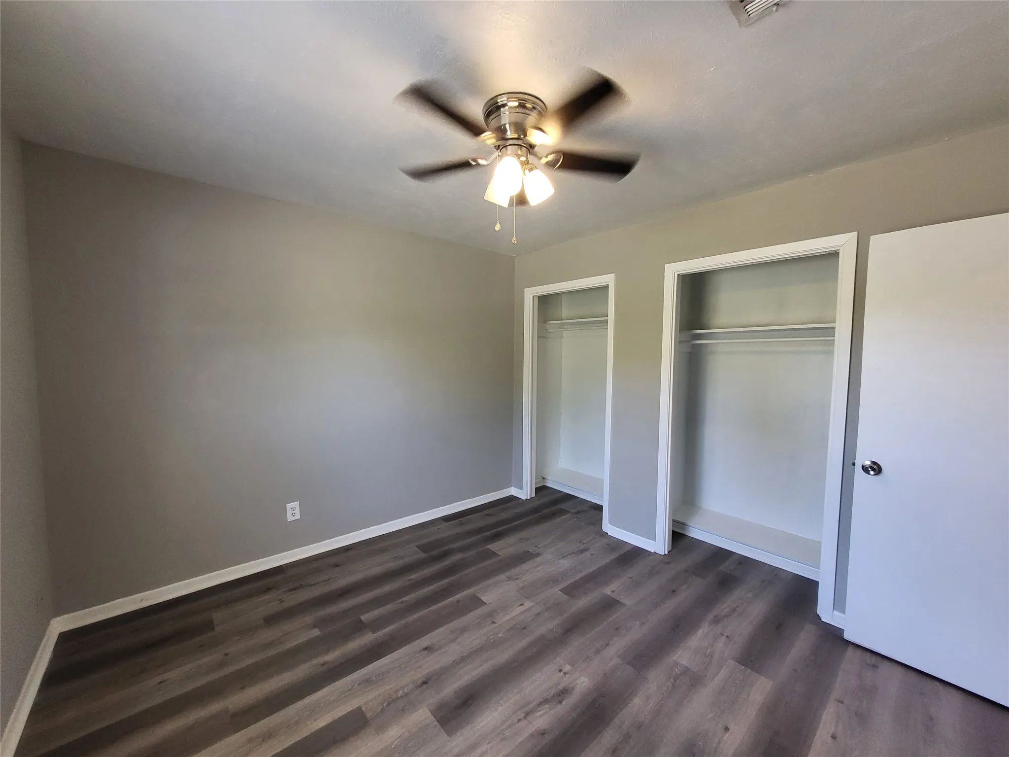 Duplex For Sale in Grayson County , 1503 E Wells Avenue, Sherman, Texas 75090, 5 Bedrooms, 2 Bathrooms, 1 Garage spaces, 0 Sqft, built in 1956, Price $229,900, mls#21284490, Real Estate Agent in Sherman, Homes For Sale in Grayson county, Homes For Sale in Sherman, Realtor in Sherman Texas, Real Estate Brokerage Independent Realty Texas, Luminita Cordes Realtor