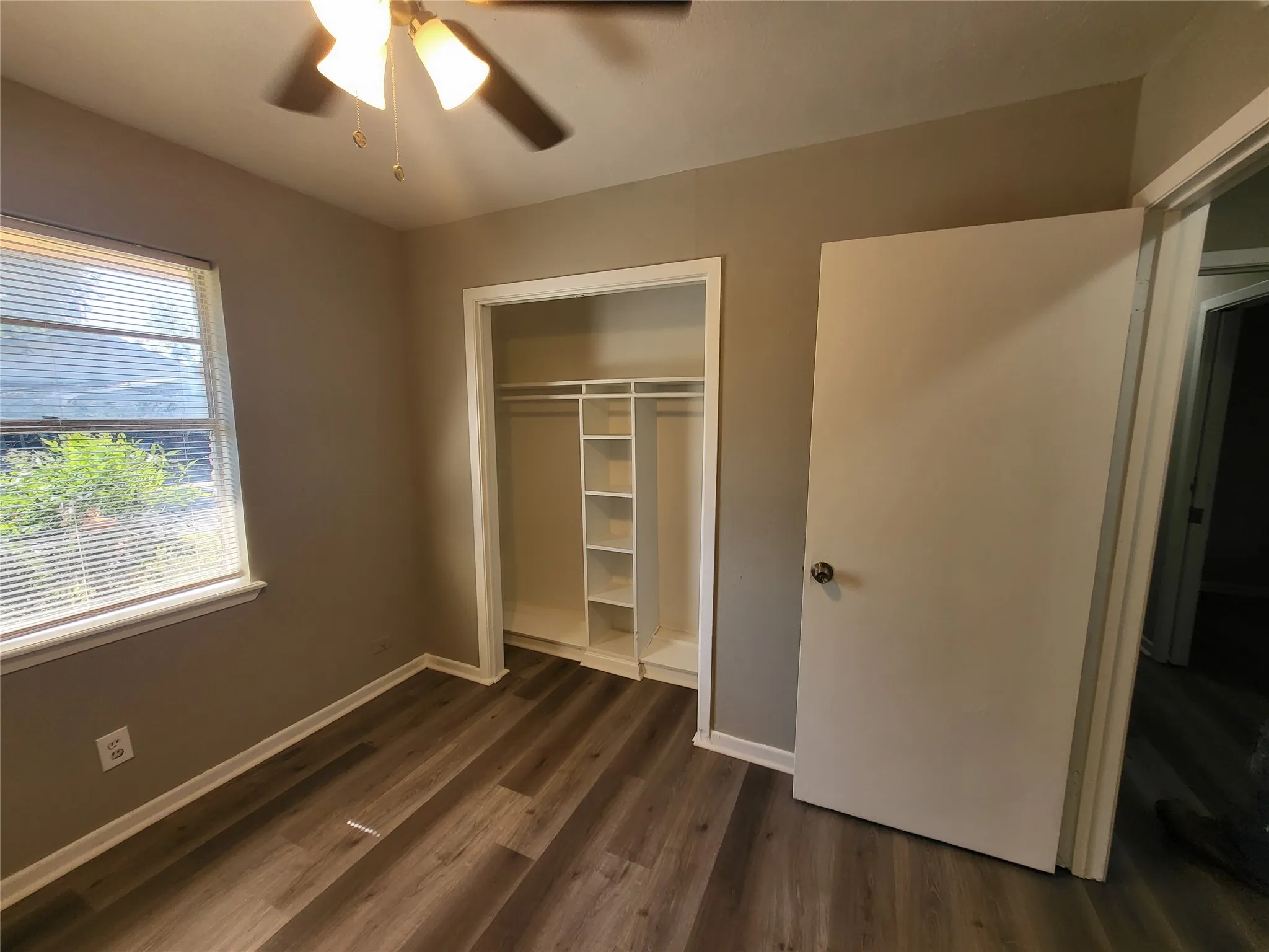Duplex For Sale in Grayson County , 1503 E Wells Avenue, Sherman, Texas 75090, 5 Bedrooms, 2 Bathrooms, 1 Garage spaces, 0 Sqft, built in 1956, Price $229,900, mls#21284490, Real Estate Agent in Sherman, Homes For Sale in Grayson county, Homes For Sale in Sherman, Realtor in Sherman Texas, Real Estate Brokerage Independent Realty Texas, Luminita Cordes Realtor