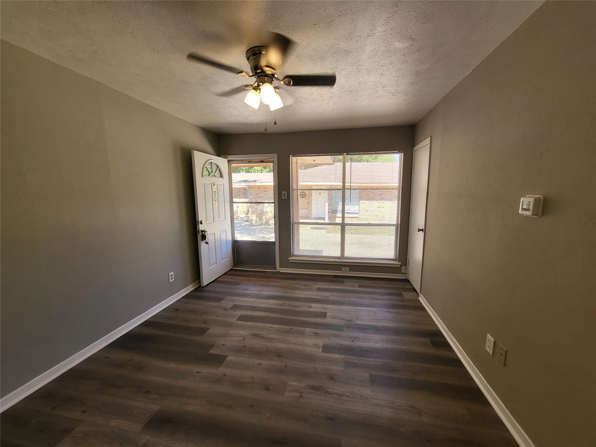 Duplex For Sale in Grayson County , 1503 E Wells Avenue, Sherman, Texas 75090, 5 Bedrooms, 2 Bathrooms, 1 Garage spaces, 0 Sqft, built in 1956, Price $229,900, mls#21284490, Real Estate Agent in Sherman, Homes For Sale in Grayson county, Homes For Sale in Sherman, Realtor in Sherman Texas, Real Estate Brokerage Independent Realty Texas, Luminita Cordes Realtor