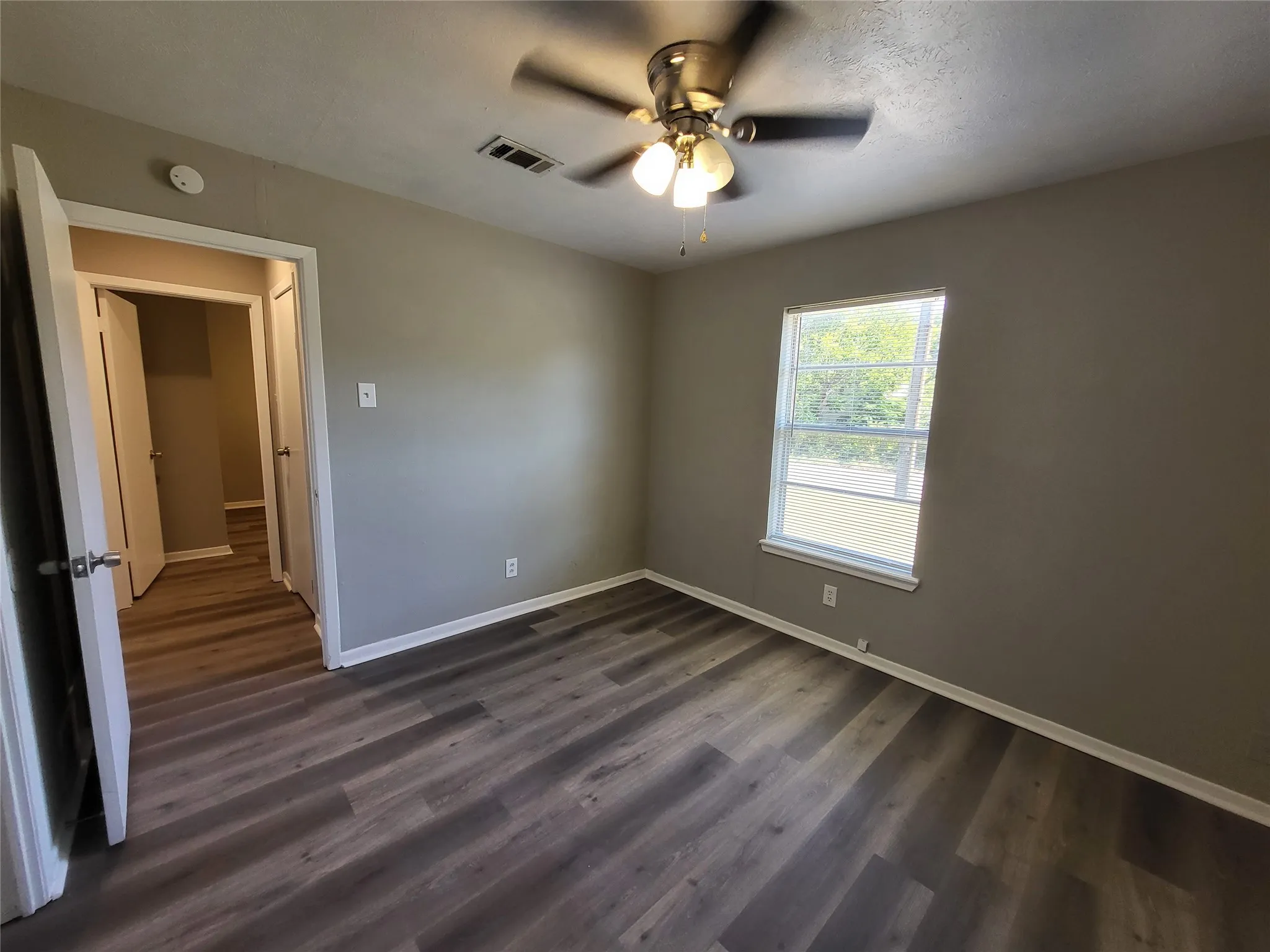 Duplex For Sale in Grayson County , 1503 E Wells Avenue, Sherman, Texas 75090, 5 Bedrooms, 2 Bathrooms, 1 Garage spaces, 0 Sqft, built in 1956, Price $229,900, mls#21284490, Real Estate Agent in Sherman, Homes For Sale in Grayson county, Homes For Sale in Sherman, Realtor in Sherman Texas, Real Estate Brokerage Independent Realty Texas, Luminita Cordes Realtor