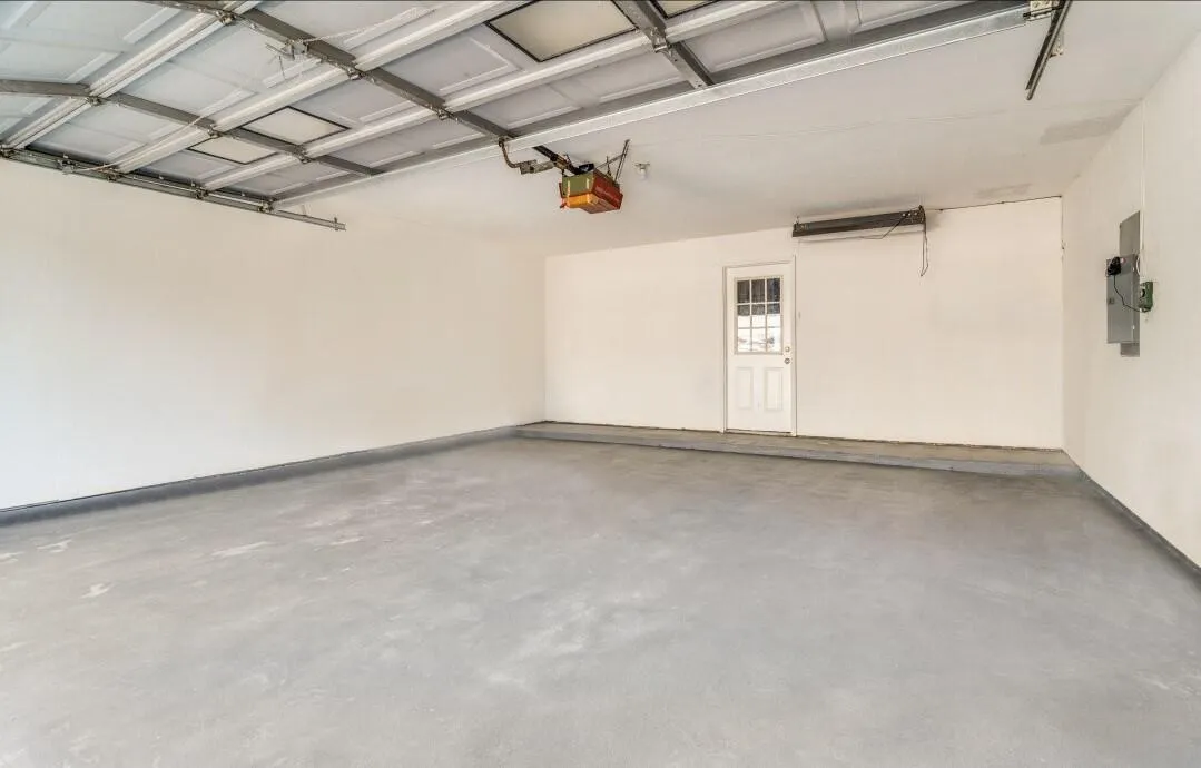 Single Family Residence For Sale in Collin County , 310 High Brook Drive, Richardson, Texas 75080, 3 Bedroom, 3 Bathroom, 2 Garage spaces, 2,036 Sqft, built in 1970, mls#21284499, Real Estate Agent in Richardson, Homes For Sale in Collin county, Homes For Sale in Richardson, Realtor in Richardson Texas, Real Estate Brokerage Independent Realty Texas, Luminita Cordes Realtor