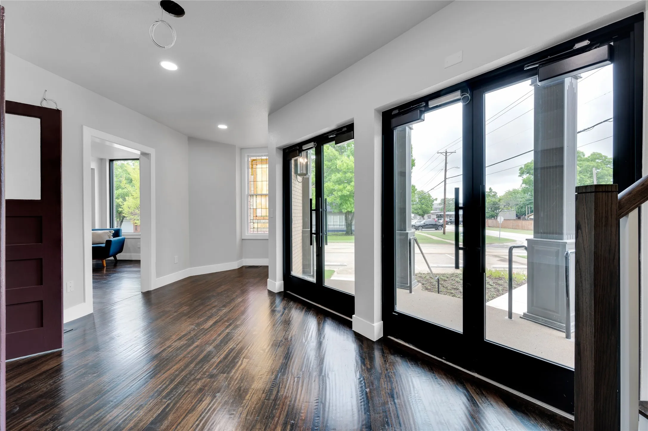 Office For Rent in Ellis County , 501 W Avenue F 109, Midlothian, Texas 76065, 0, 0, Garage spaces, 0 Sqft, built in 1921, Price $1,250, mls#21283300, Real Estate Agent in Midlothian, Homes For Rent in Ellis county, Homes For Rent in Midlothian, Realtor in Midlothian Texas, Real Estate Brokerage Independent Realty Texas, Luminita Cordes Realtor