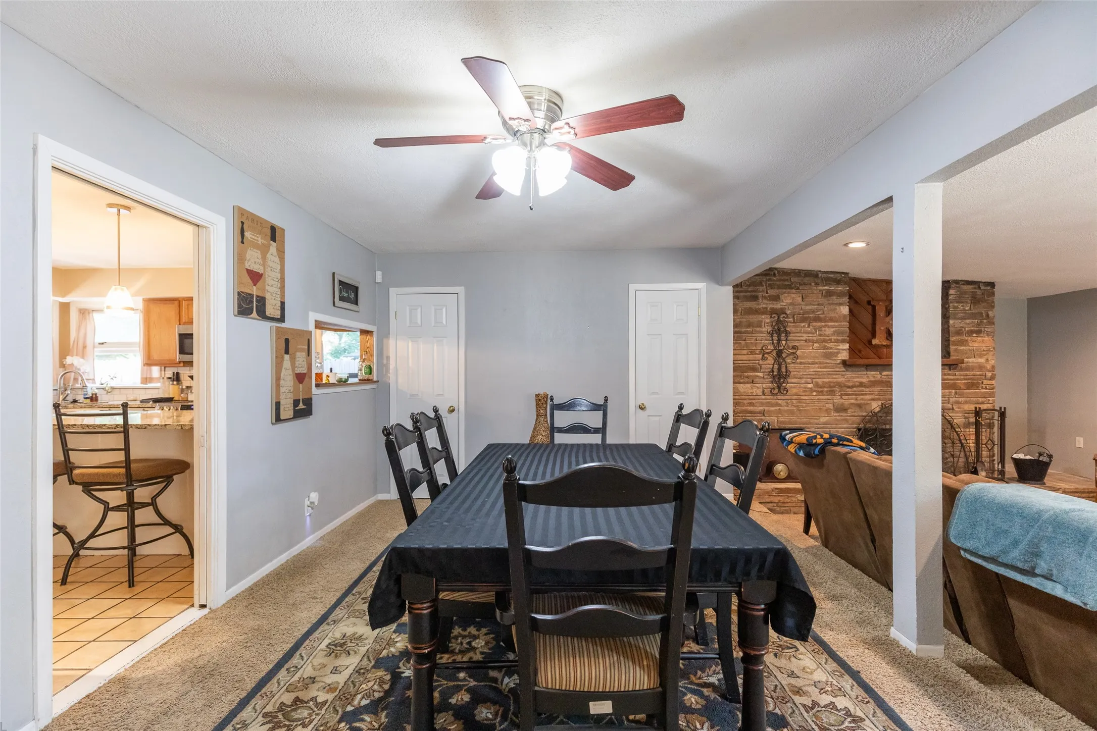 Single Family Residence For Sale in Taylor County , 109 Circle of Holly, Abilene, Texas 79605, 3 Bedroom, 3 Bathroom, 2 Garage spaces, 2,201 Sqft, built in 1961, mls#21281225, Real Estate Agent in Abilene, Homes For Sale in Taylor county, Homes For Sale in Abilene, Realtor in Abilene Texas, Real Estate Brokerage Independent Realty Texas, Luminita Cordes Realtor