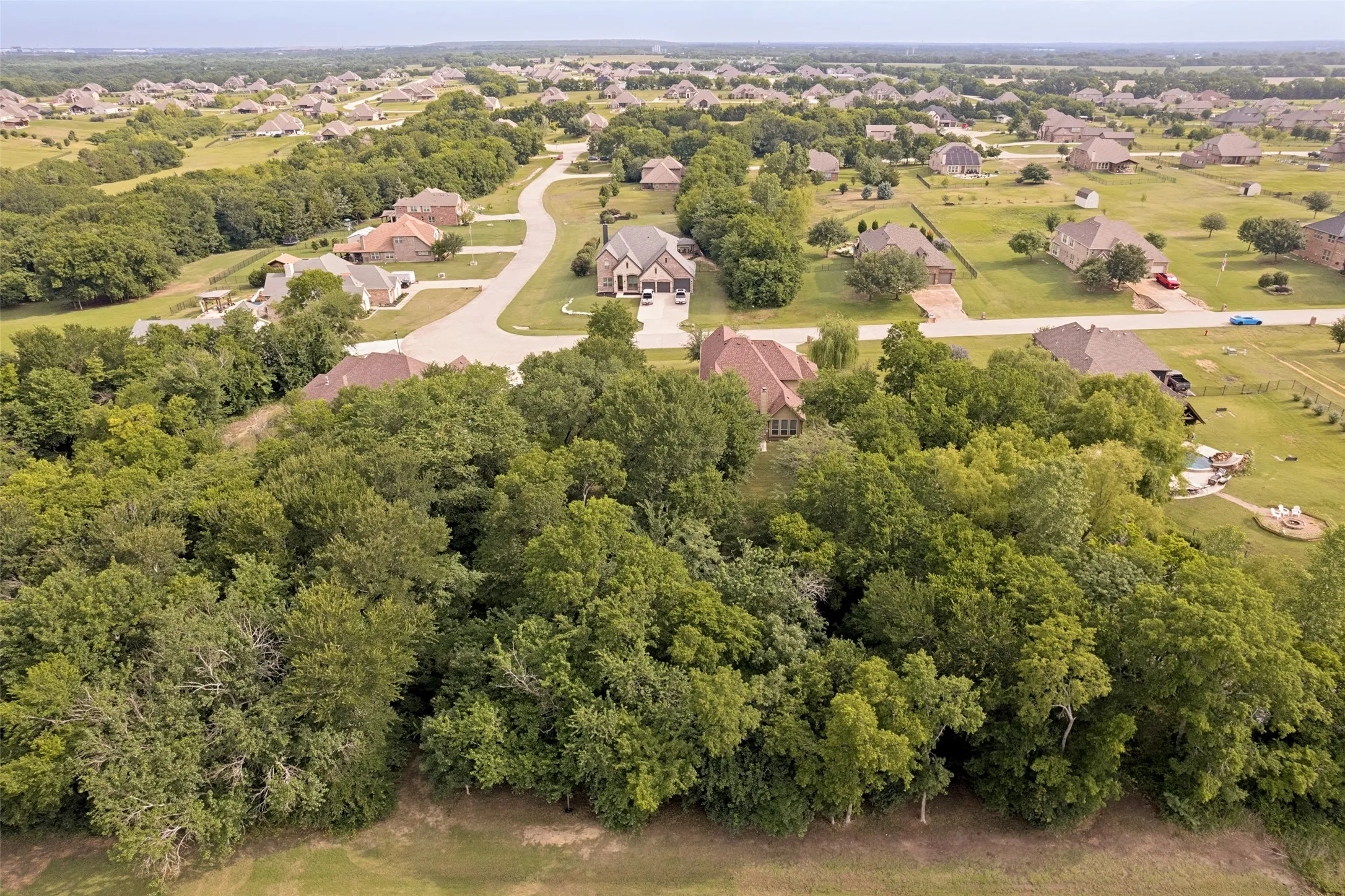 Single Family Residence For Sale in Collin County , 107 Meadow View Drive, Mc Kinney, Texas 75071, 4 Bedroom, 3 Bathroom, 3 Garage spaces, 3,441 Sqft, built in 2013, mls#21284510, Real Estate Agent in Mc Kinney, Homes For Sale in Collin county, Homes For Sale in Mc Kinney, Realtor in Mc Kinney Texas, Real Estate Brokerage Independent Realty Texas, Luminita Cordes Realtor