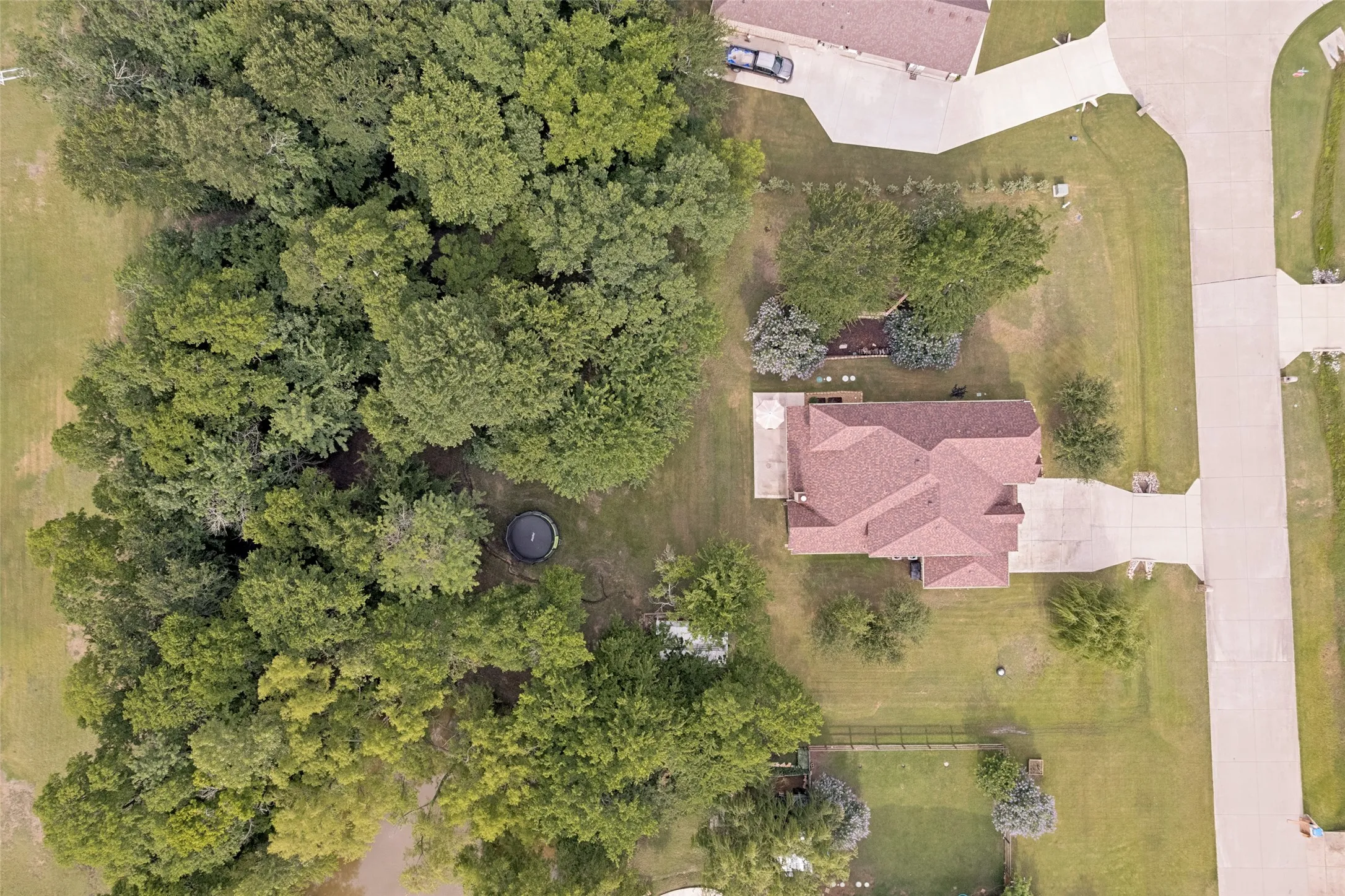Single Family Residence For Sale in Collin County , 107 Meadow View Drive, Mc Kinney, Texas 75071, 4 Bedroom, 3 Bathroom, 3 Garage spaces, 3,441 Sqft, built in 2013, mls#21284510, Real Estate Agent in Mc Kinney, Homes For Sale in Collin county, Homes For Sale in Mc Kinney, Realtor in Mc Kinney Texas, Real Estate Brokerage Independent Realty Texas, Luminita Cordes Realtor