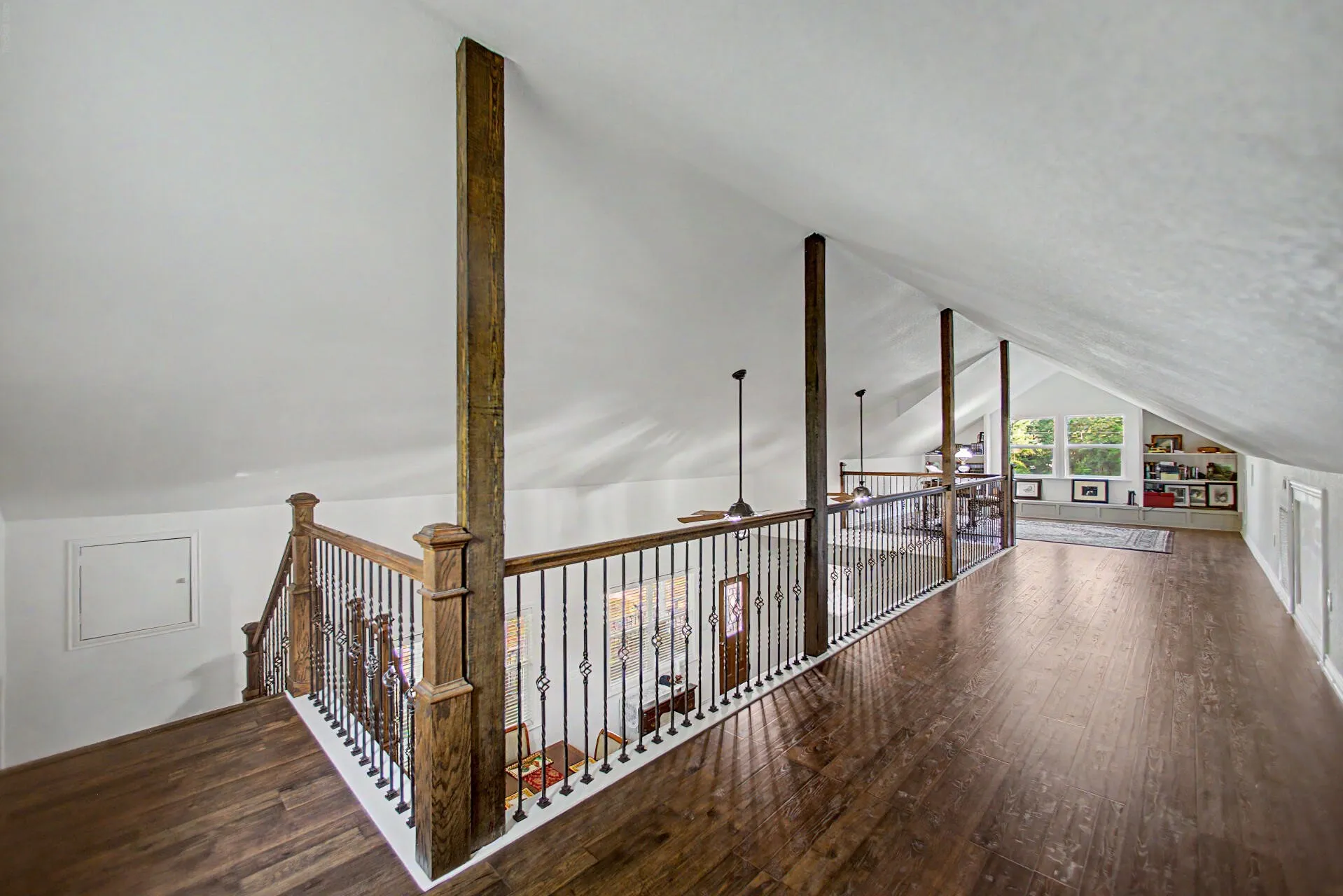Single Family Residence For Sale in Anderson County , 2874 An County Road 335, Palestine, Texas 75803, 3 Bedroom, 2 Bathroom, Garage spaces, 1,710 Sqft, built in 2021, mls#21284447, Real Estate Agent in Palestine, Homes For Sale in Anderson county, Homes For Sale in Palestine, Realtor in Palestine Texas, Real Estate Brokerage Independent Realty Texas, Luminita Cordes Realtor