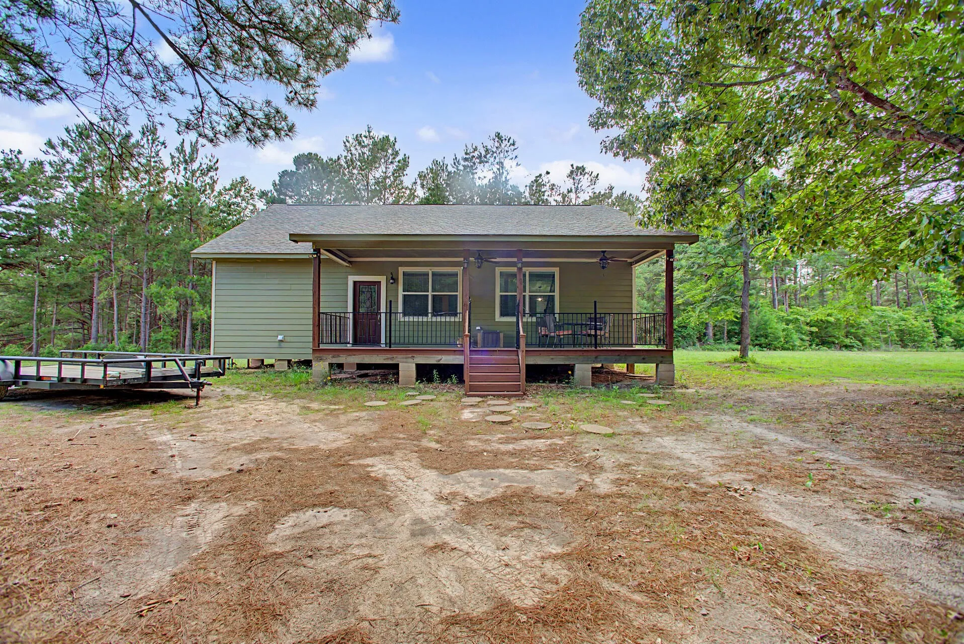 Single Family Residence For Sale in Anderson County , 2874 An County Road 335, Palestine, Texas 75803, 3 Bedroom, 2 Bathroom, Garage spaces, 1,710 Sqft, built in 2021, mls#21284447, Real Estate Agent in Palestine, Homes For Sale in Anderson county, Homes For Sale in Palestine, Realtor in Palestine Texas, Real Estate Brokerage Independent Realty Texas, Luminita Cordes Realtor