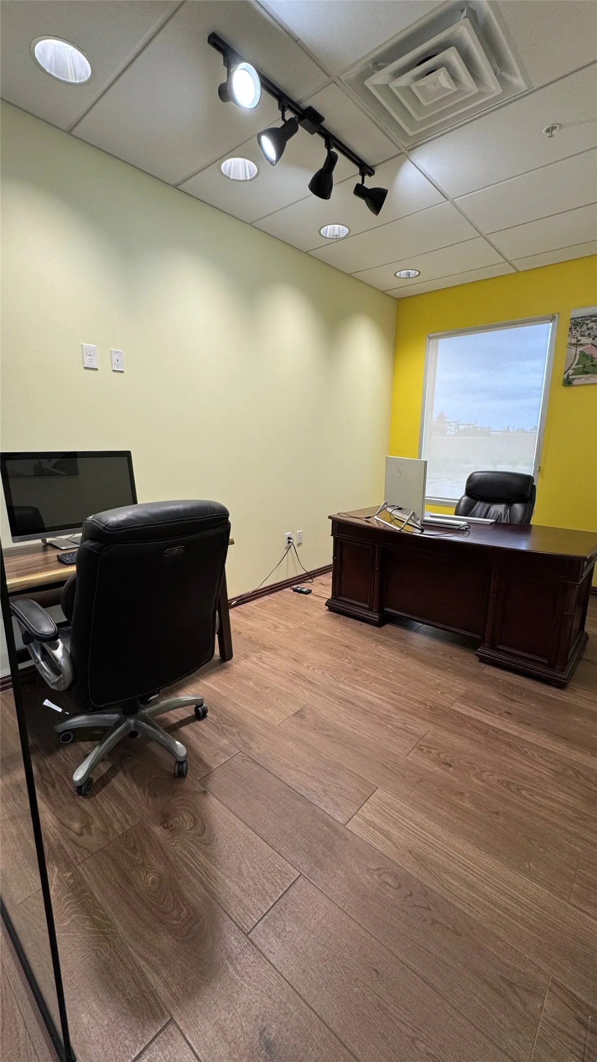 Office For Rent in Denton County , 4433 Punjab Way 301, Frisco, Texas 75033, 0, 0, Garage spaces, 0 Sqft, built in 2017, mls#21284513, Real Estate Agent in Frisco, Homes For Rent in Denton county, Homes For Rent in Frisco, Realtor in Frisco Texas, Real Estate Brokerage Independent Realty Texas, Luminita Cordes Realtor