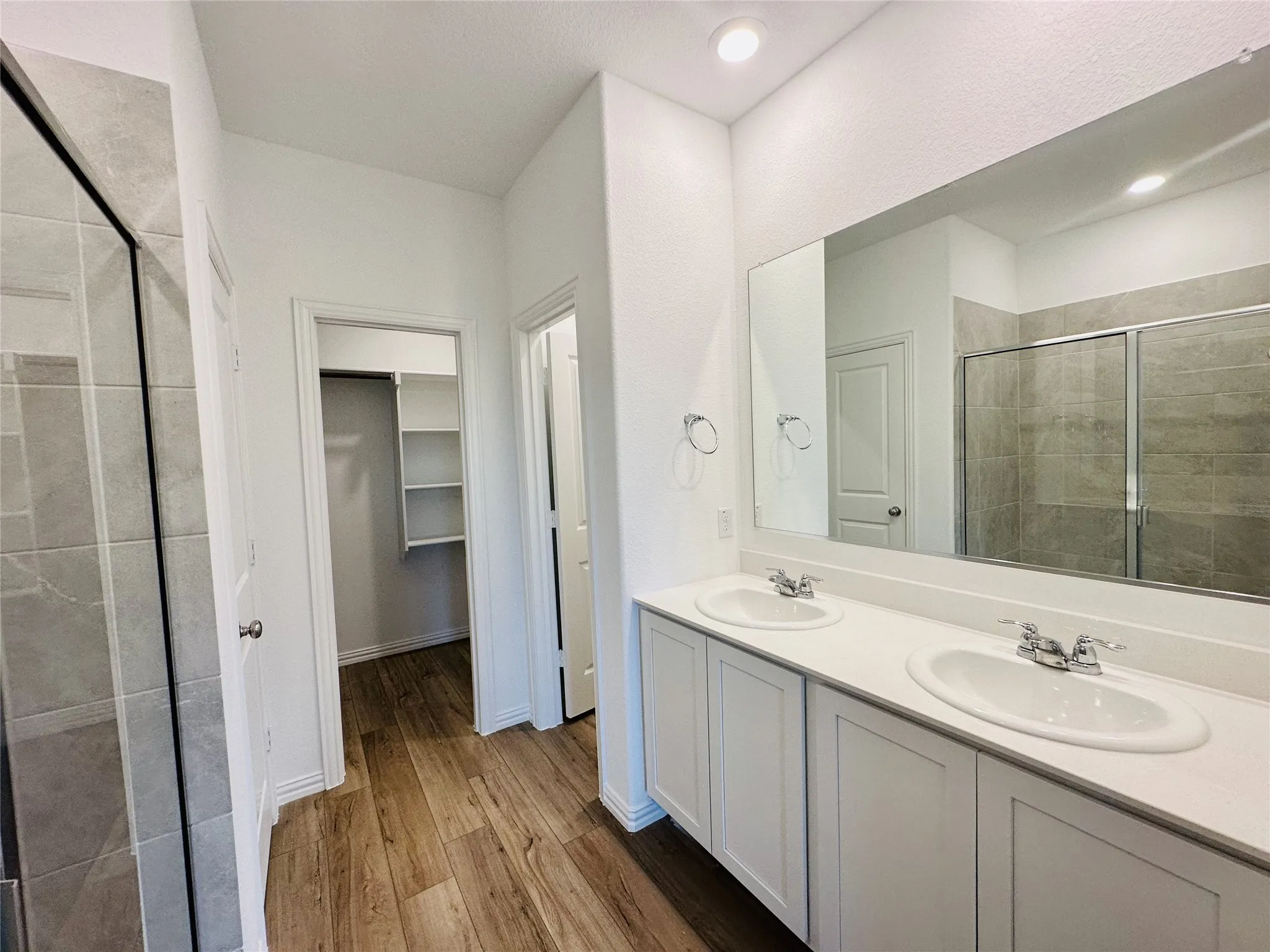 Single Family Residence For Rent in Collin County , 8112 Green Heron Drive, Mc Kinney, Texas 75071, 4 Bedroom, 2 Bathroom, 2 Garage spaces, 1,835 Sqft, built in 2022, mls#21284514, Real Estate Agent in Mc Kinney, Homes For Rent in Collin county, Homes For Rent in Mc Kinney, Realtor in Mc Kinney Texas, Real Estate Brokerage Independent Realty Texas, Luminita Cordes Realtor