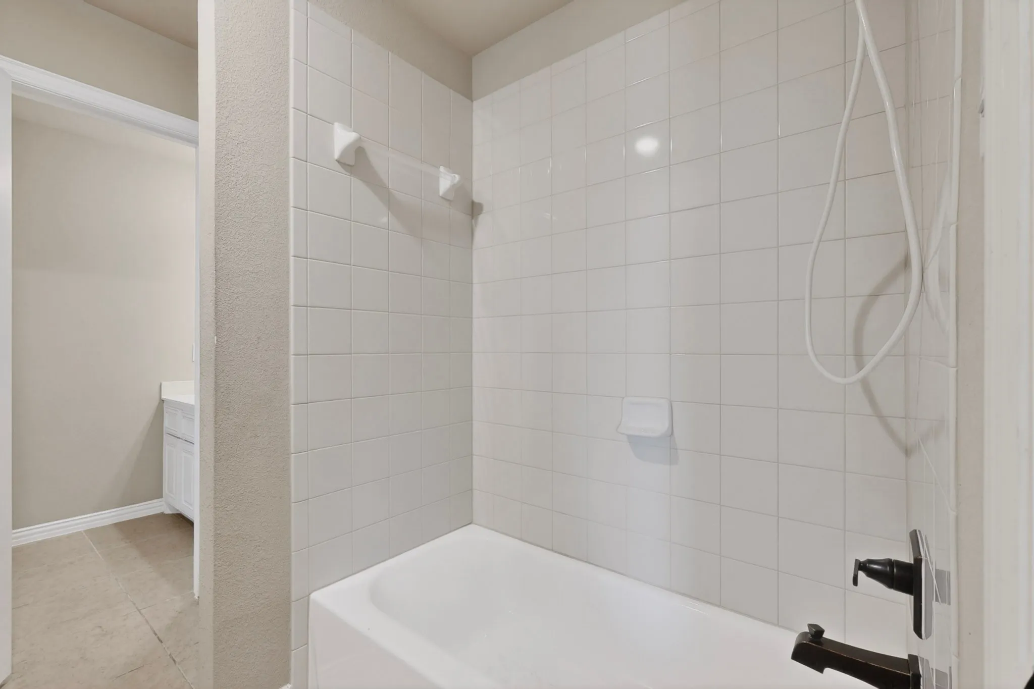 JACK N JILL TUB AND SHOWER