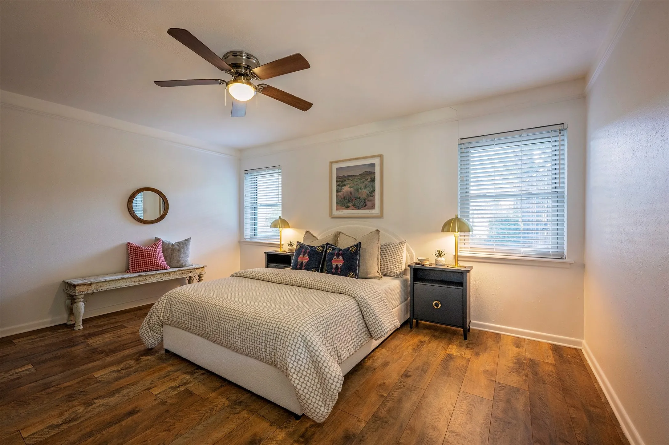 Single Family Residence For Sale in Tarrant County , 4912 Vega Court W, Fort Worth, Texas 76133, 3 Bedroom, 2 Bathroom, 2 Garage spaces, 1,713 Sqft, built in 1954, mls#21283895, Real Estate Agent in Fort Worth, Homes For Sale in Tarrant county, Homes For Sale in Fort Worth, Realtor in Fort Worth Texas, Real Estate Brokerage Independent Realty Texas, Luminita Cordes Realtor