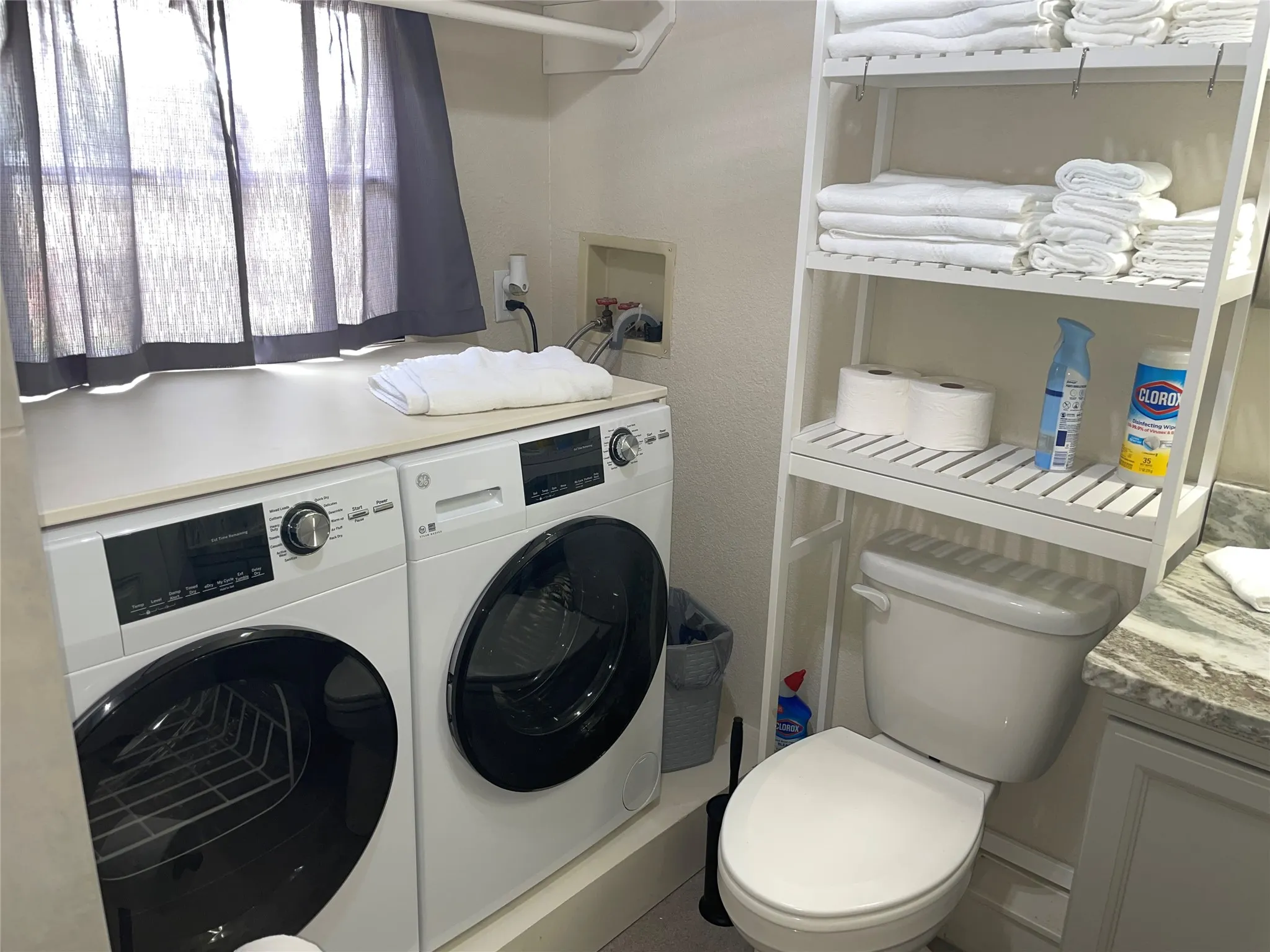 Mobile Home For Sale in Hood County , 7418 Paluxy Highway, Tolar, Texas 76476, 2 Bedrooms, 1 Bathroom, Garage spaces, 600 Sqft, built in 1980, Price $350,000, mls#21284557, Real Estate Agent in Tolar, Homes For Sale in Hood county, Homes For Sale in Tolar, Realtor in Tolar Texas, Real Estate Brokerage Independent Realty Texas, Luminita Cordes Realtor