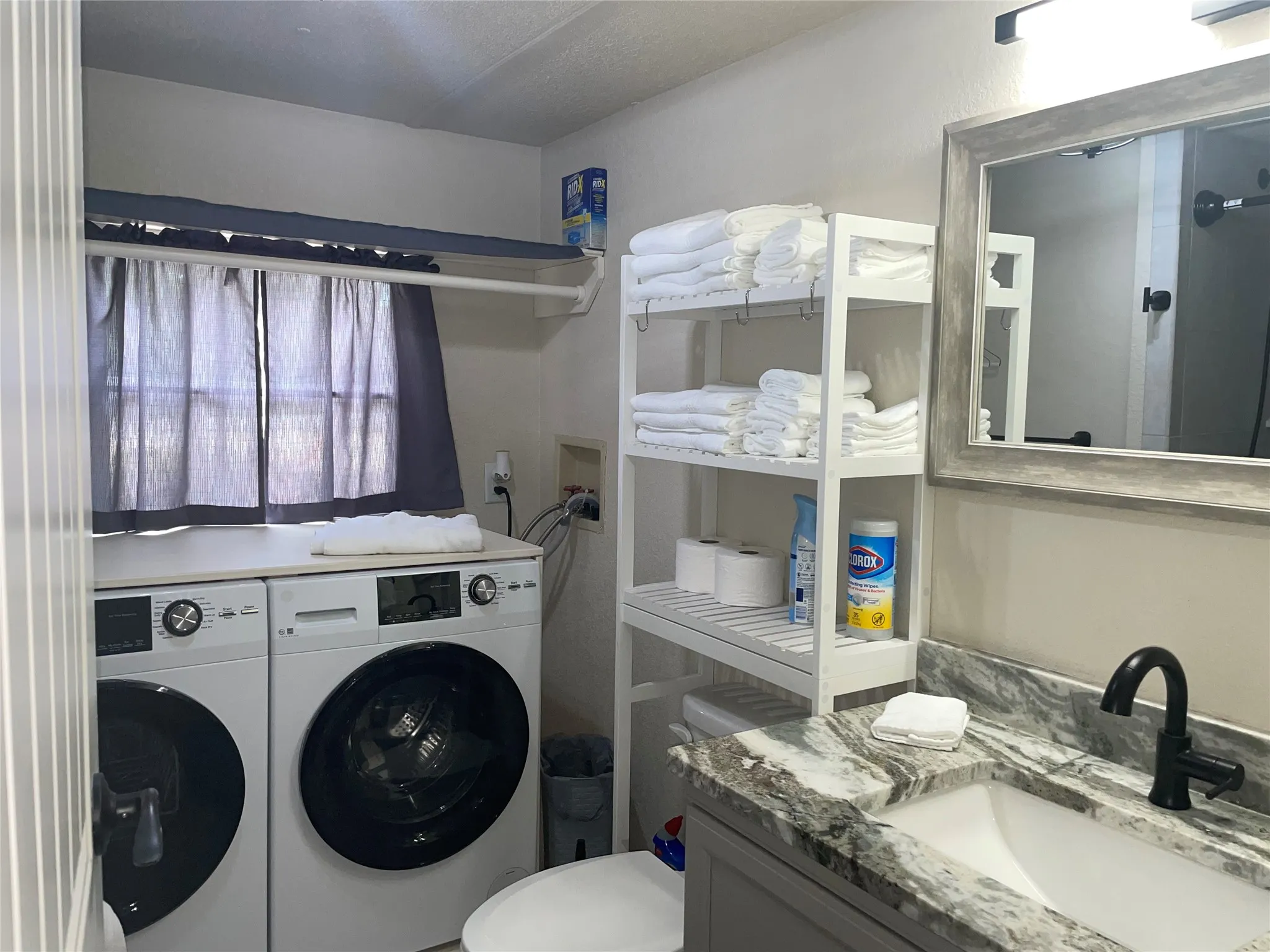 Mobile Home For Sale in Hood County , 7418 Paluxy Highway, Tolar, Texas 76476, 2 Bedrooms, 1 Bathroom, Garage spaces, 600 Sqft, built in 1980, Price $350,000, mls#21284557, Real Estate Agent in Tolar, Homes For Sale in Hood county, Homes For Sale in Tolar, Realtor in Tolar Texas, Real Estate Brokerage Independent Realty Texas, Luminita Cordes Realtor