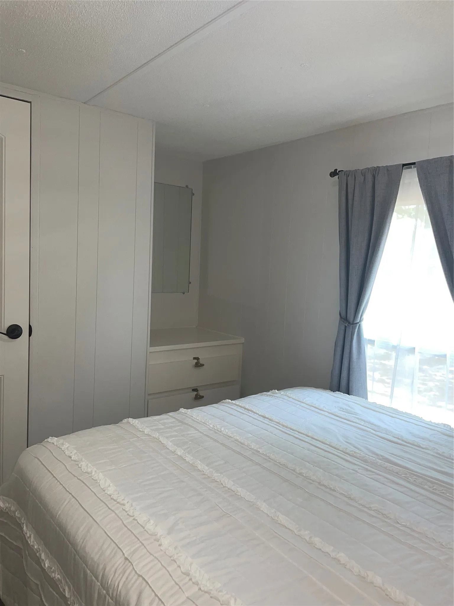 Mobile Home For Sale in Hood County , 7418 Paluxy Highway, Tolar, Texas 76476, 2 Bedrooms, 1 Bathroom, Garage spaces, 600 Sqft, built in 1980, Price $350,000, mls#21284557, Real Estate Agent in Tolar, Homes For Sale in Hood county, Homes For Sale in Tolar, Realtor in Tolar Texas, Real Estate Brokerage Independent Realty Texas, Luminita Cordes Realtor