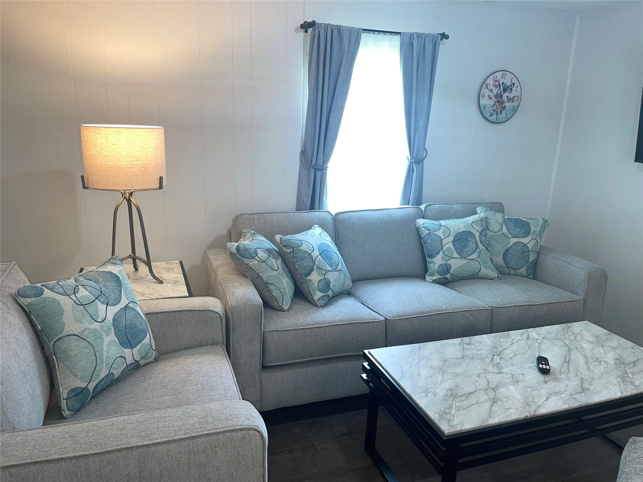 Mobile Home For Sale in Hood County , 7418 Paluxy Highway, Tolar, Texas 76476, 2 Bedrooms, 1 Bathroom, Garage spaces, 600 Sqft, built in 1980, Price $350,000, mls#21284557, Real Estate Agent in Tolar, Homes For Sale in Hood county, Homes For Sale in Tolar, Realtor in Tolar Texas, Real Estate Brokerage Independent Realty Texas, Luminita Cordes Realtor
