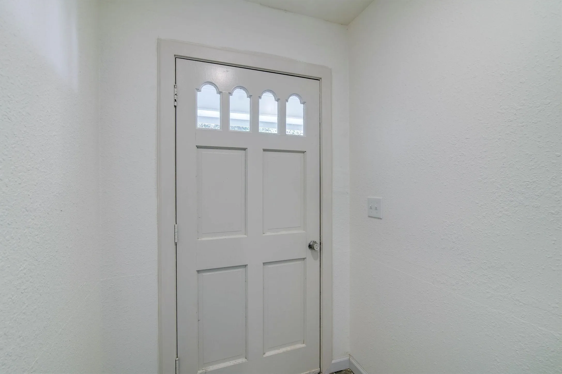 Single Family Residence For Sale in Tarrant County , 4208 Ashmore Drive, North Richland Hills, Texas 76180, 3 Bedroom, 2 Bathroom, 2 Garage spaces, 1,664 Sqft, built in 1958, Price $279,900, mls#21283325, Real Estate Agent in North Richland Hills, Homes For Sale in Tarrant county, Homes For Sale in North Richland Hills, Realtor in North Richland Hills Texas, Real Estate Brokerage Independent Realty Texas, Luminita Cordes Realtor