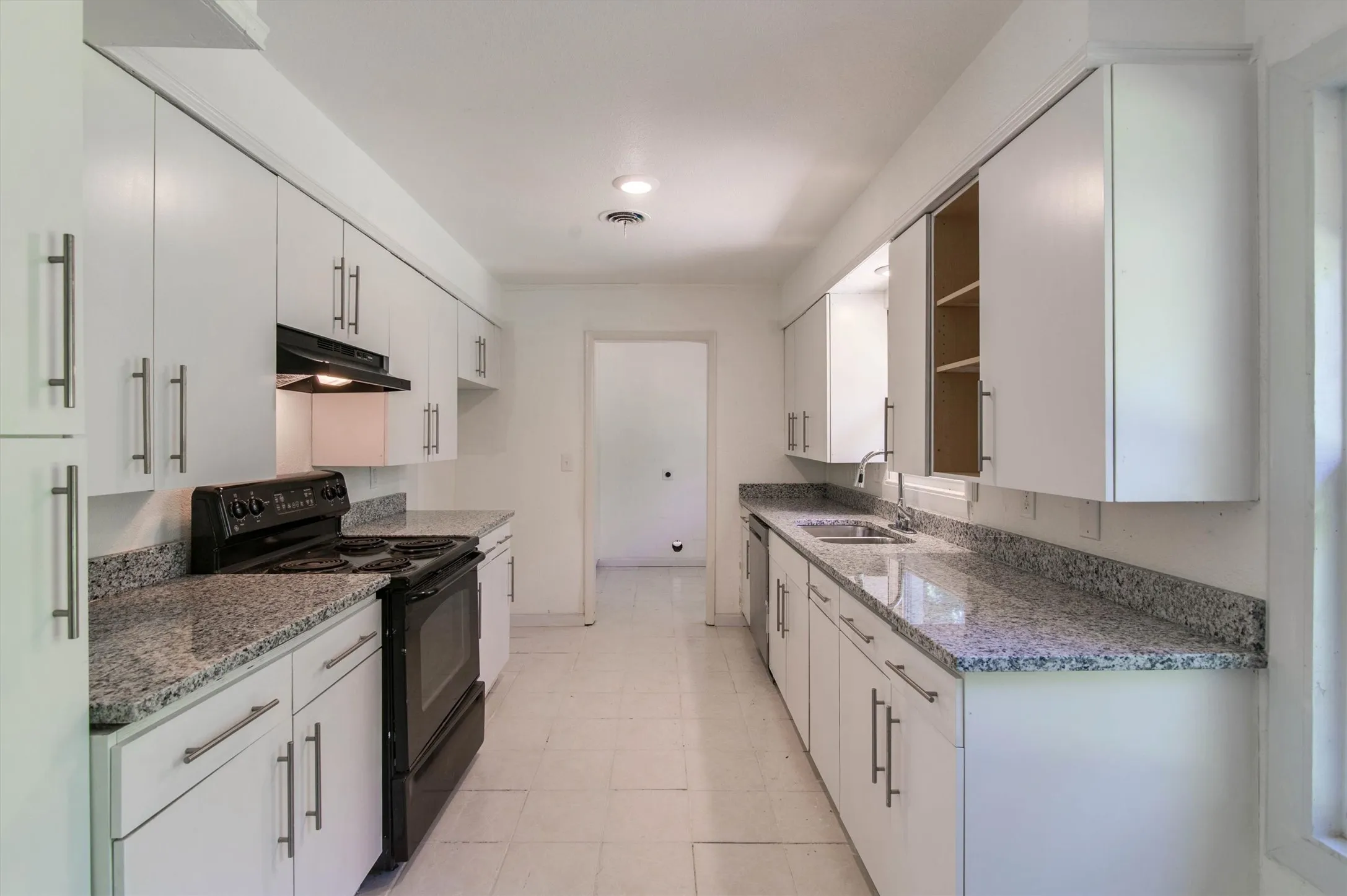 Single Family Residence For Sale in Tarrant County , 4208 Ashmore Drive, North Richland Hills, Texas 76180, 3 Bedroom, 2 Bathroom, 2 Garage spaces, 1,664 Sqft, built in 1958, Price $279,900, mls#21283325, Real Estate Agent in North Richland Hills, Homes For Sale in Tarrant county, Homes For Sale in North Richland Hills, Realtor in North Richland Hills Texas, Real Estate Brokerage Independent Realty Texas, Luminita Cordes Realtor
