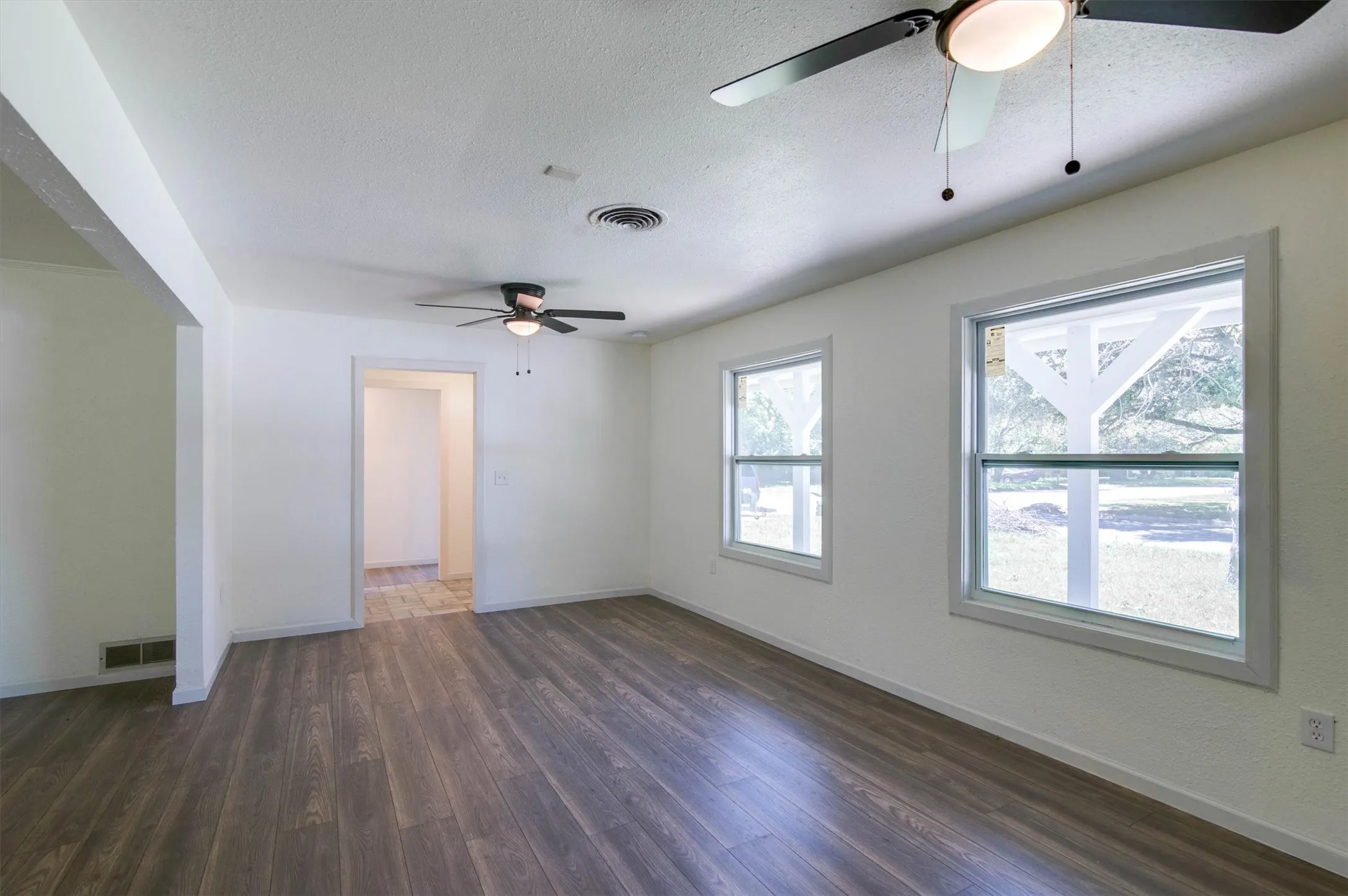 Single Family Residence For Sale in Tarrant County , 4208 Ashmore Drive, North Richland Hills, Texas 76180, 3 Bedroom, 2 Bathroom, 2 Garage spaces, 1,664 Sqft, built in 1958, Price $279,900, mls#21283325, Real Estate Agent in North Richland Hills, Homes For Sale in Tarrant county, Homes For Sale in North Richland Hills, Realtor in North Richland Hills Texas, Real Estate Brokerage Independent Realty Texas, Luminita Cordes Realtor