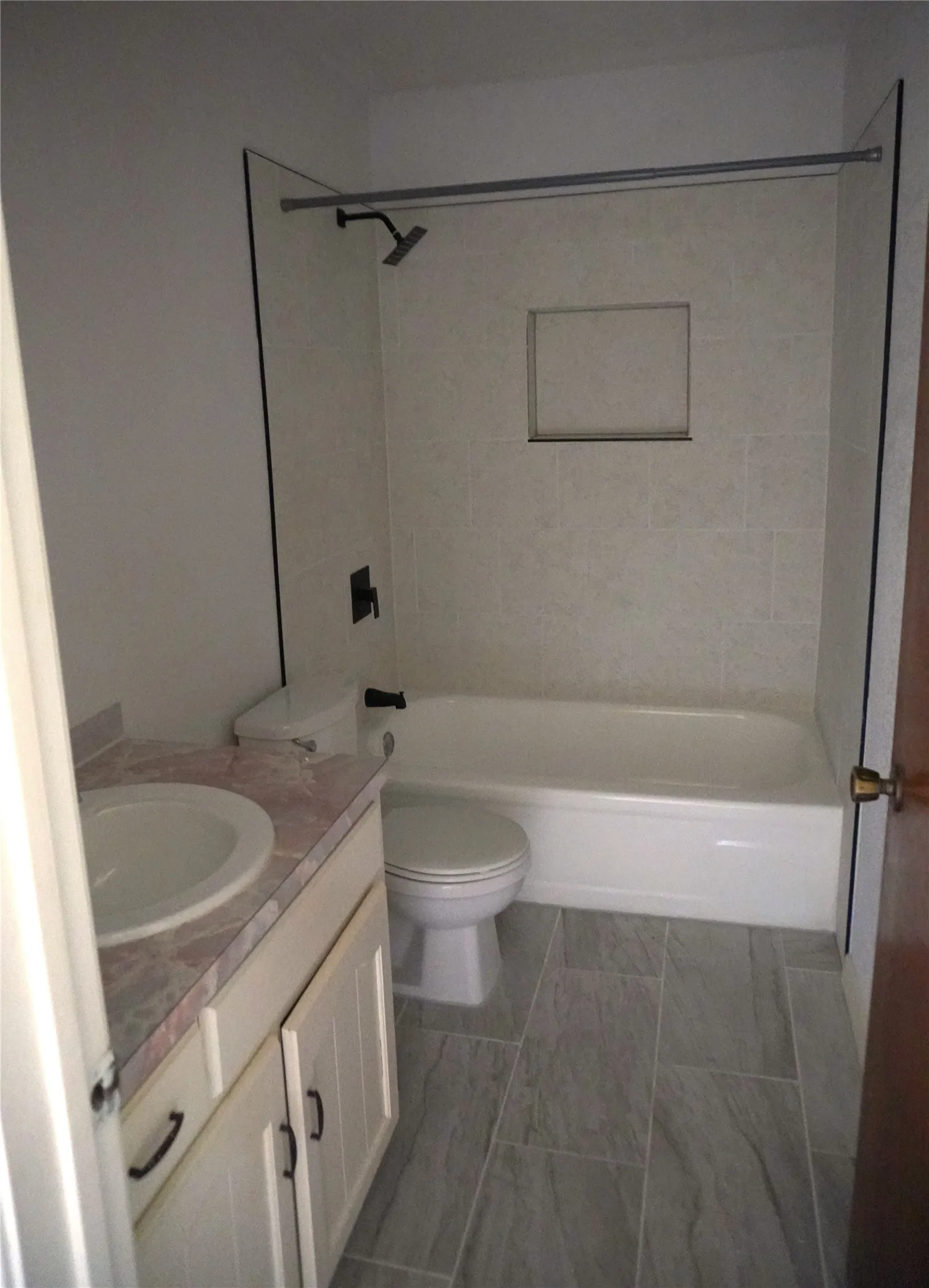 Single Family Residence For Sale in Tarrant County , 300 Coury Road, Everman, Texas 76140, 3 Bedroom, 2 Bathroom, 1 Garage spaces, 1,690 Sqft, built in 1982, mls#21284527, Real Estate Agent in Everman, Homes For Sale in Tarrant county, Homes For Sale in Everman, Realtor in Everman Texas, Real Estate Brokerage Independent Realty Texas, Luminita Cordes Realtor